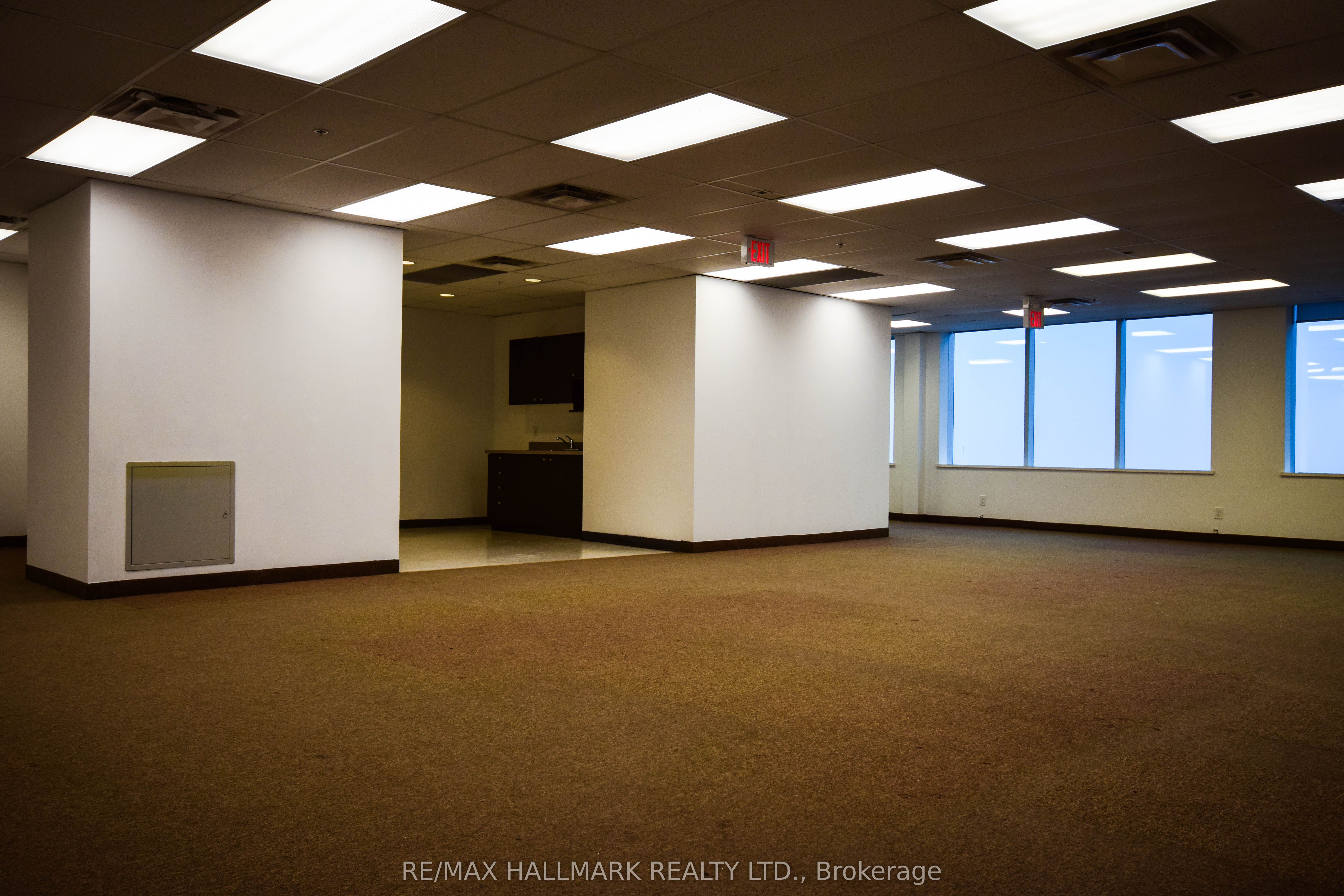 685 Sheppard Avenue E 501 Property Photo 5