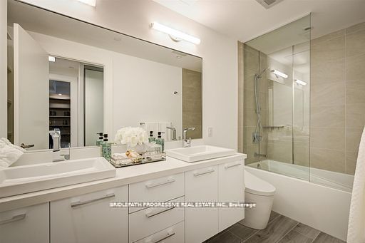 3 Southvale Drive 301 Property Photo 26
