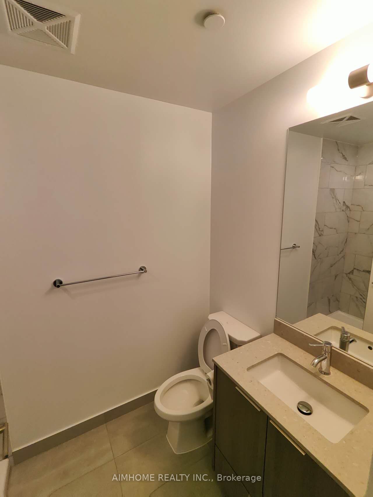 #3011 - 32 Forest Manor Road Property Photo 5