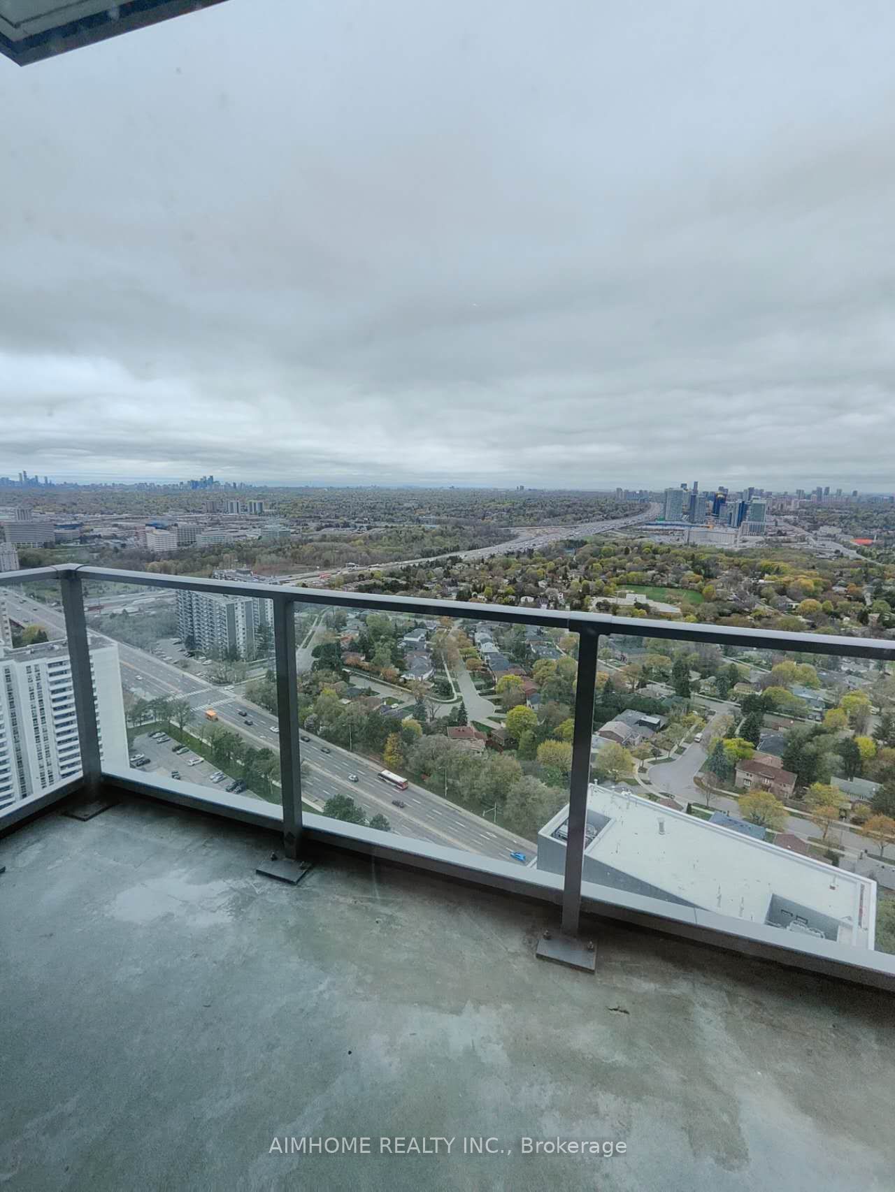 #3011 - 32 Forest Manor Road Property Photo 12