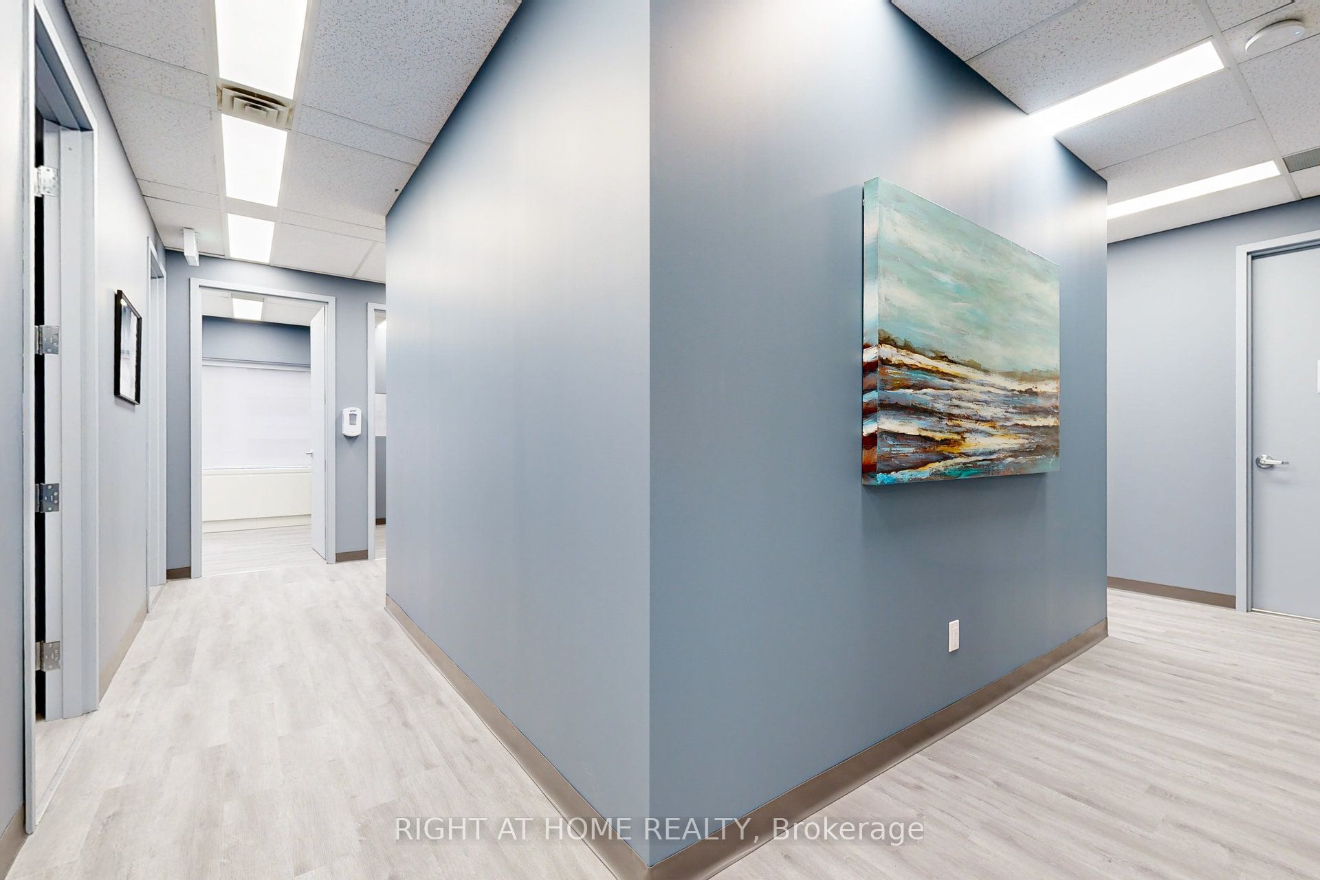 #305 - 2 Rooms - 240 Duncan Mills Road Property Photo 7