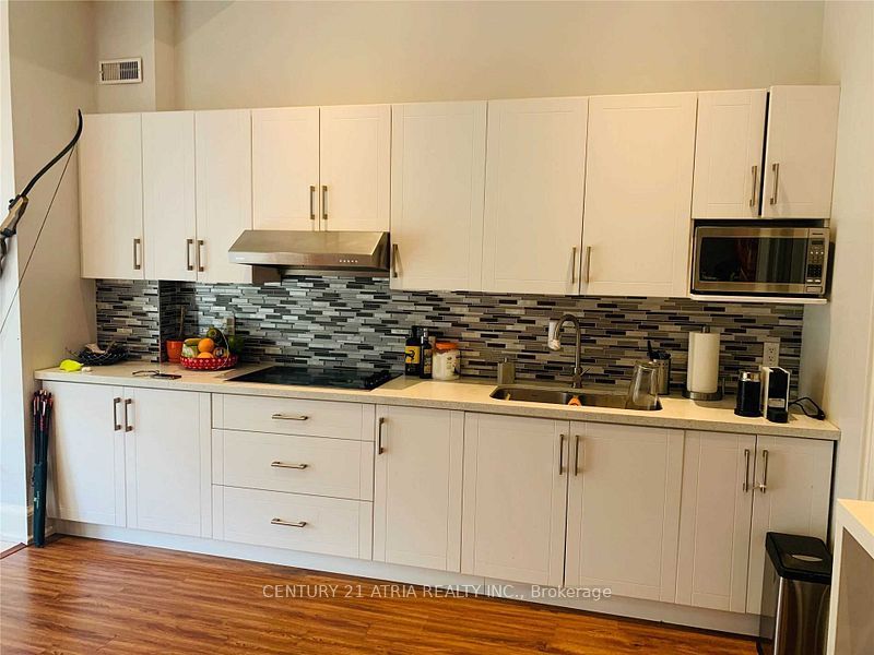 225 Hollywood Avenue Bsmt Property Photo 1