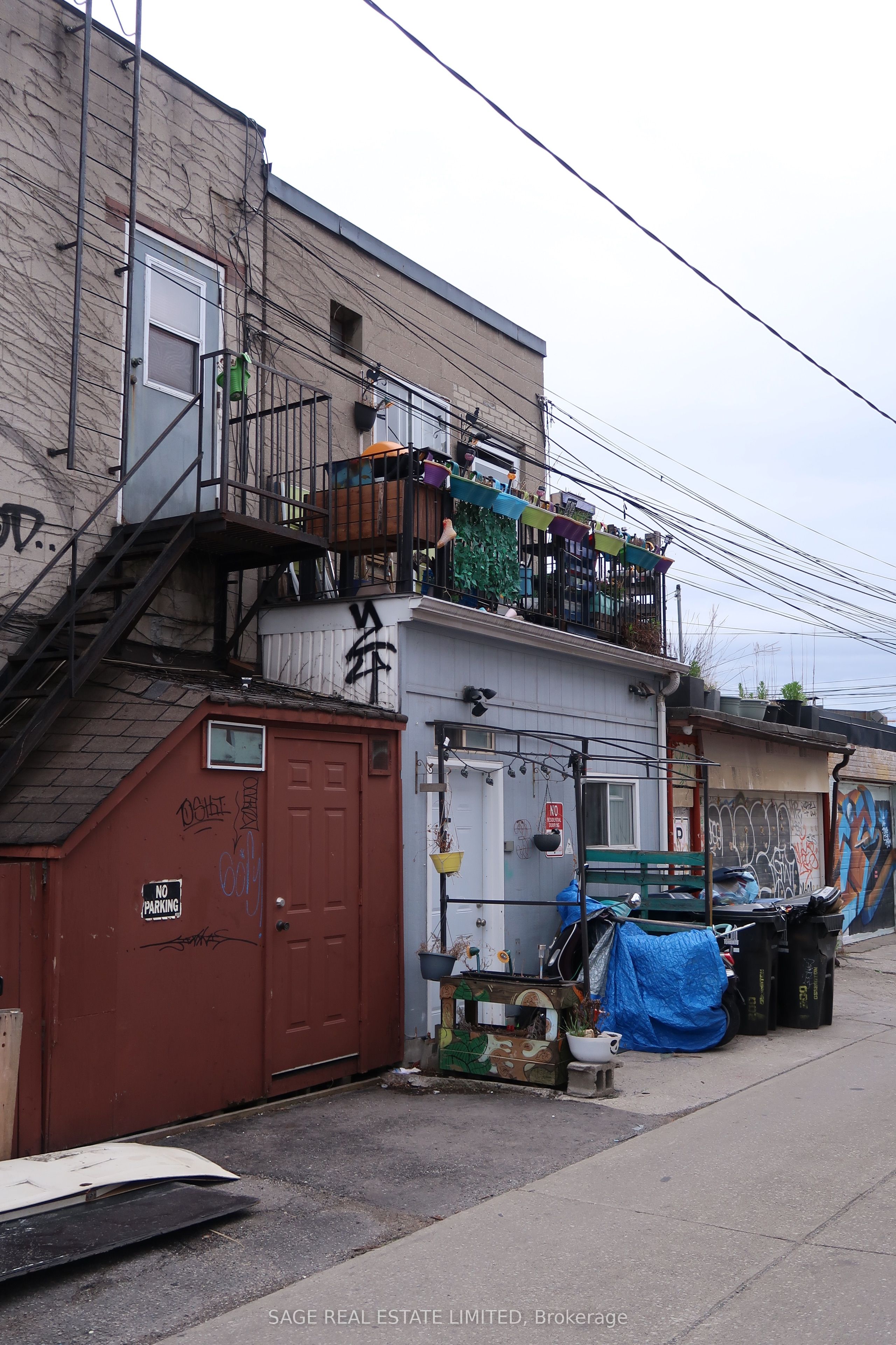 200 Ossington Avenue Property Photo 10
