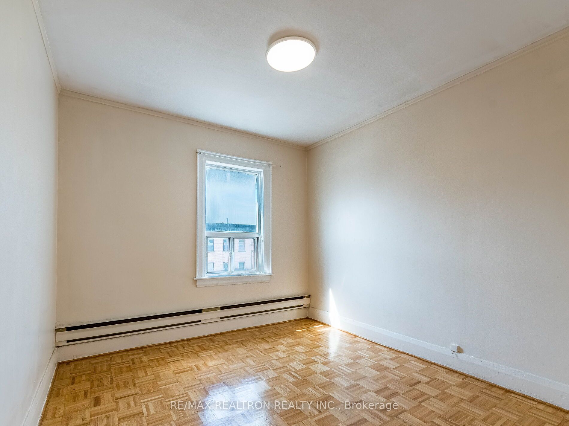 1038 St Clair Avenue W Property Photo 36