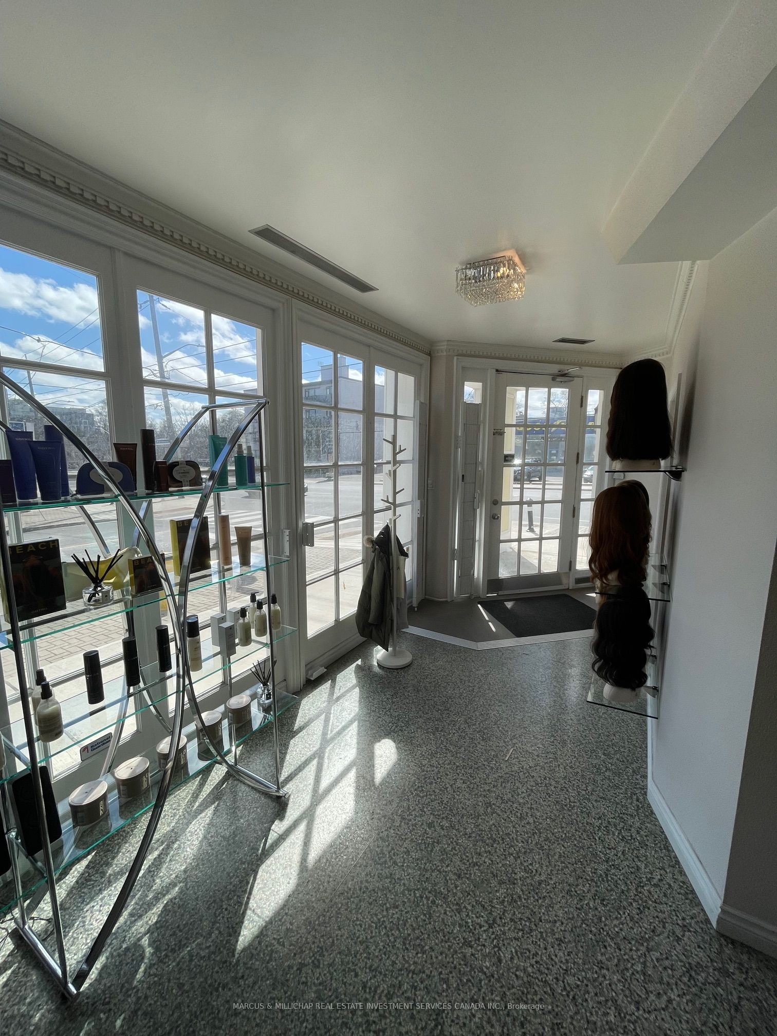 3405 Bathurst Street Property Photo 5