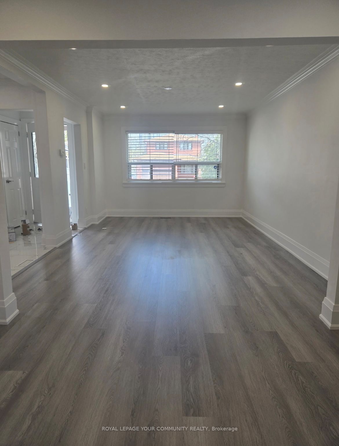 31 Madawaska Avenue Property Photo 5