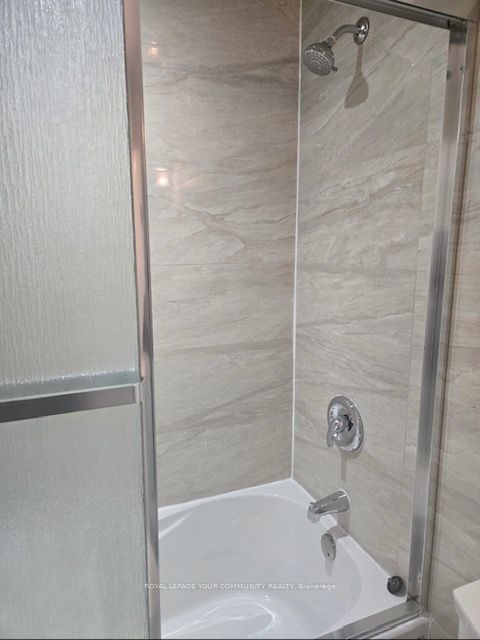 31 Madawaska Avenue Property Photo 17