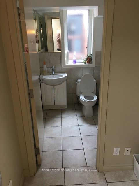 1174 Eglinton Avenue W 3 Property Photo 4