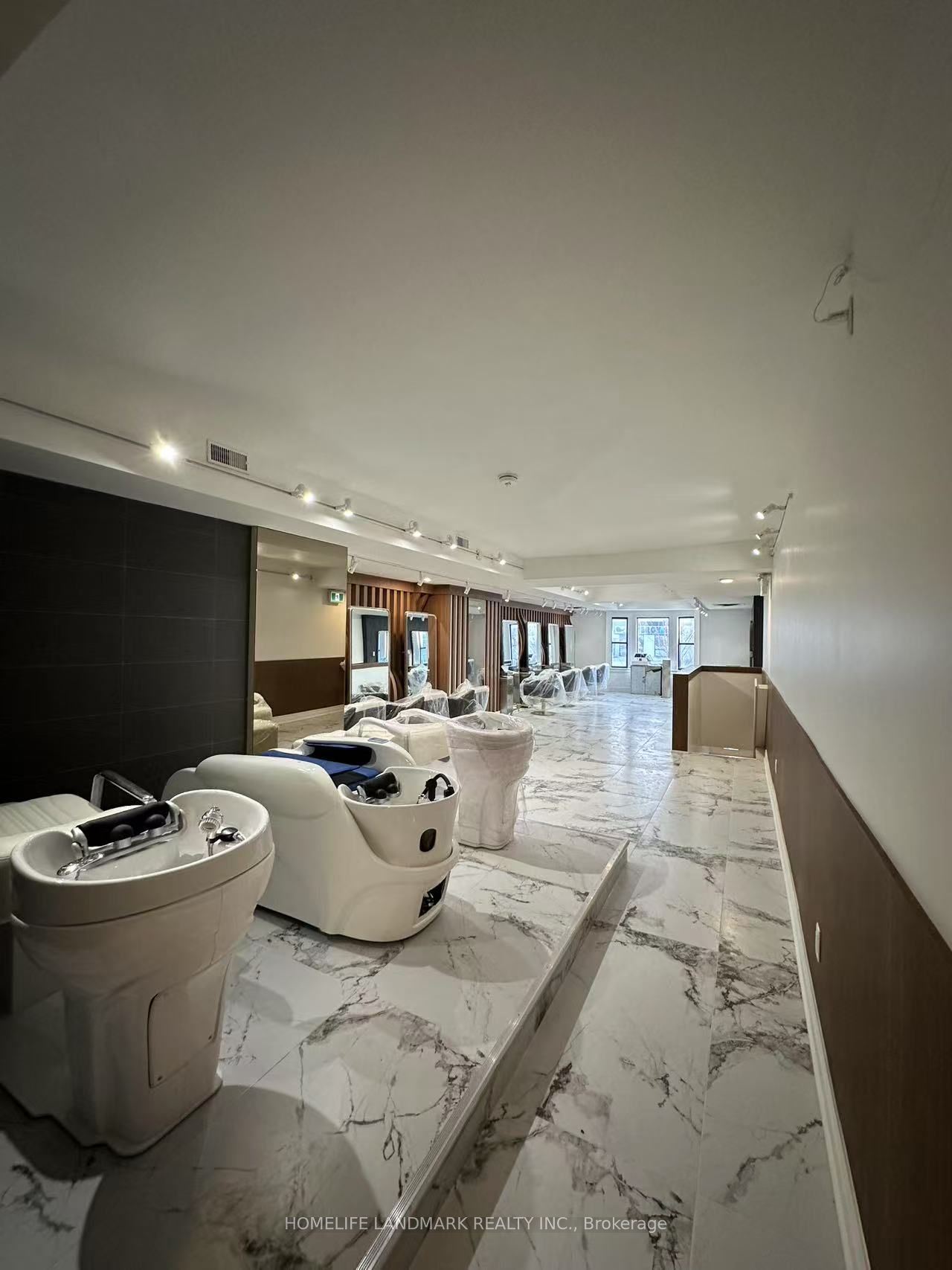 #Upper - 630 Bloor Street Property Photo 1
