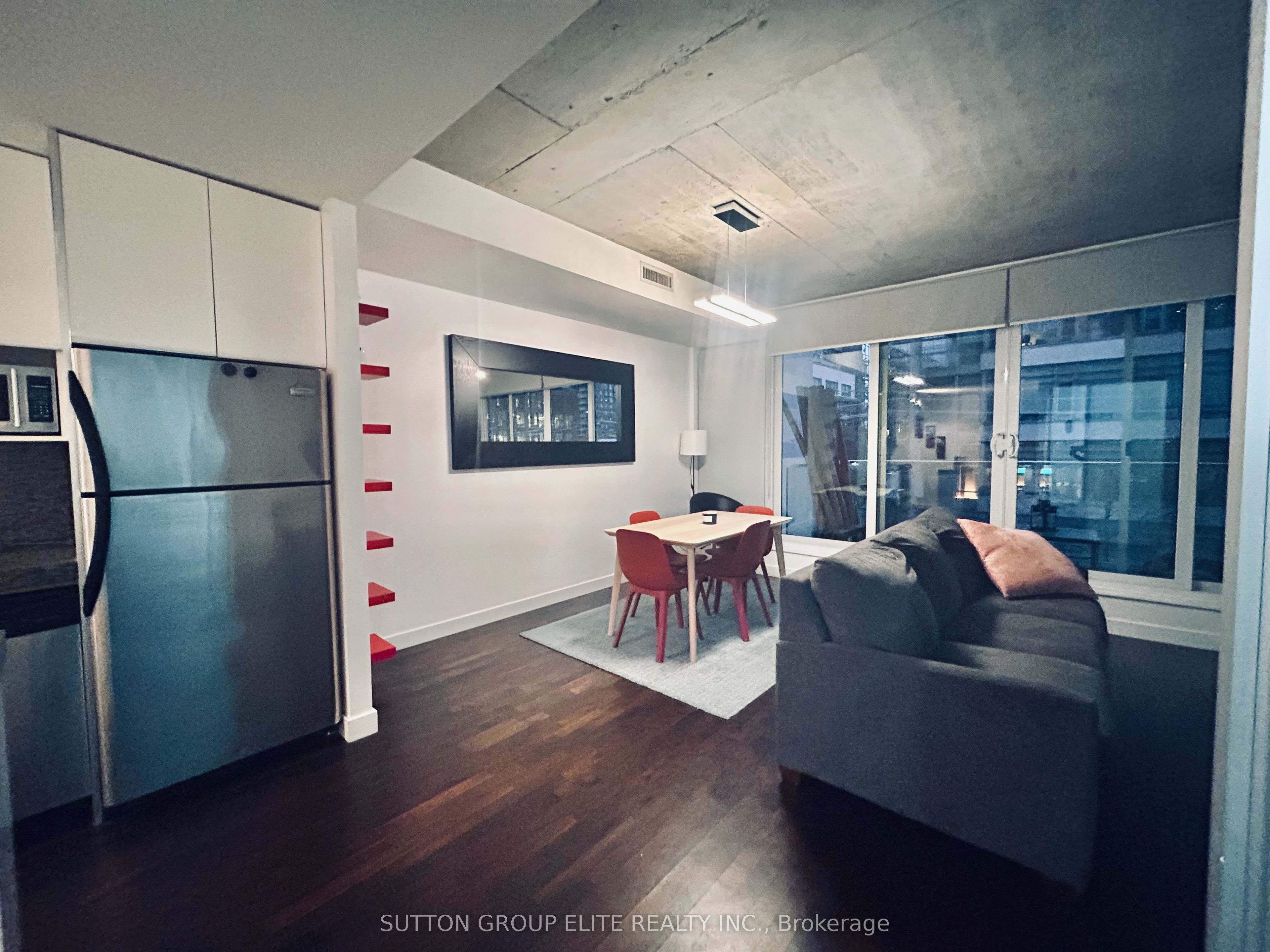 75 Portland Street 406 Property Photo 6