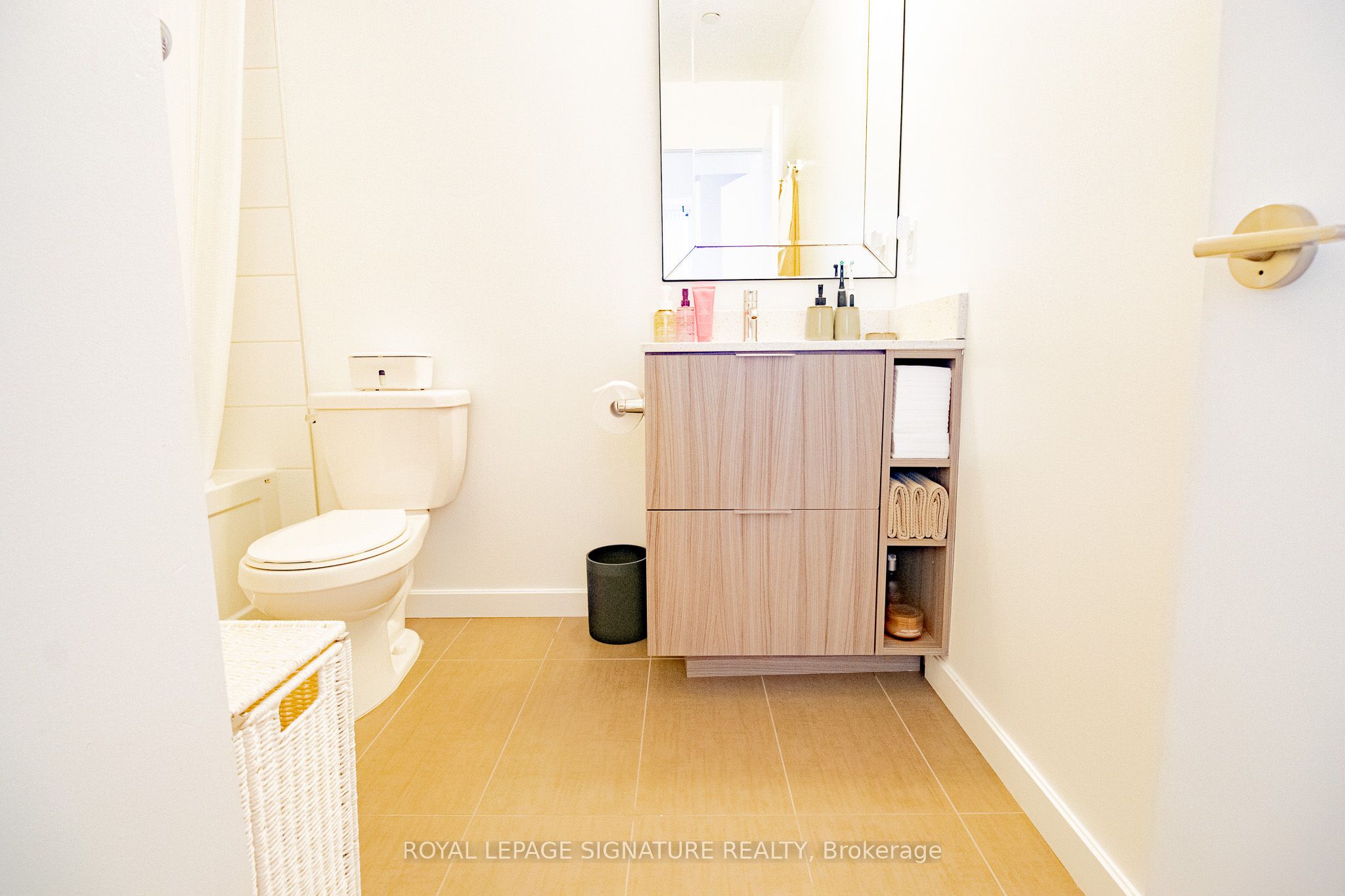 50 Forest Manor Road 808 Property Photo 13