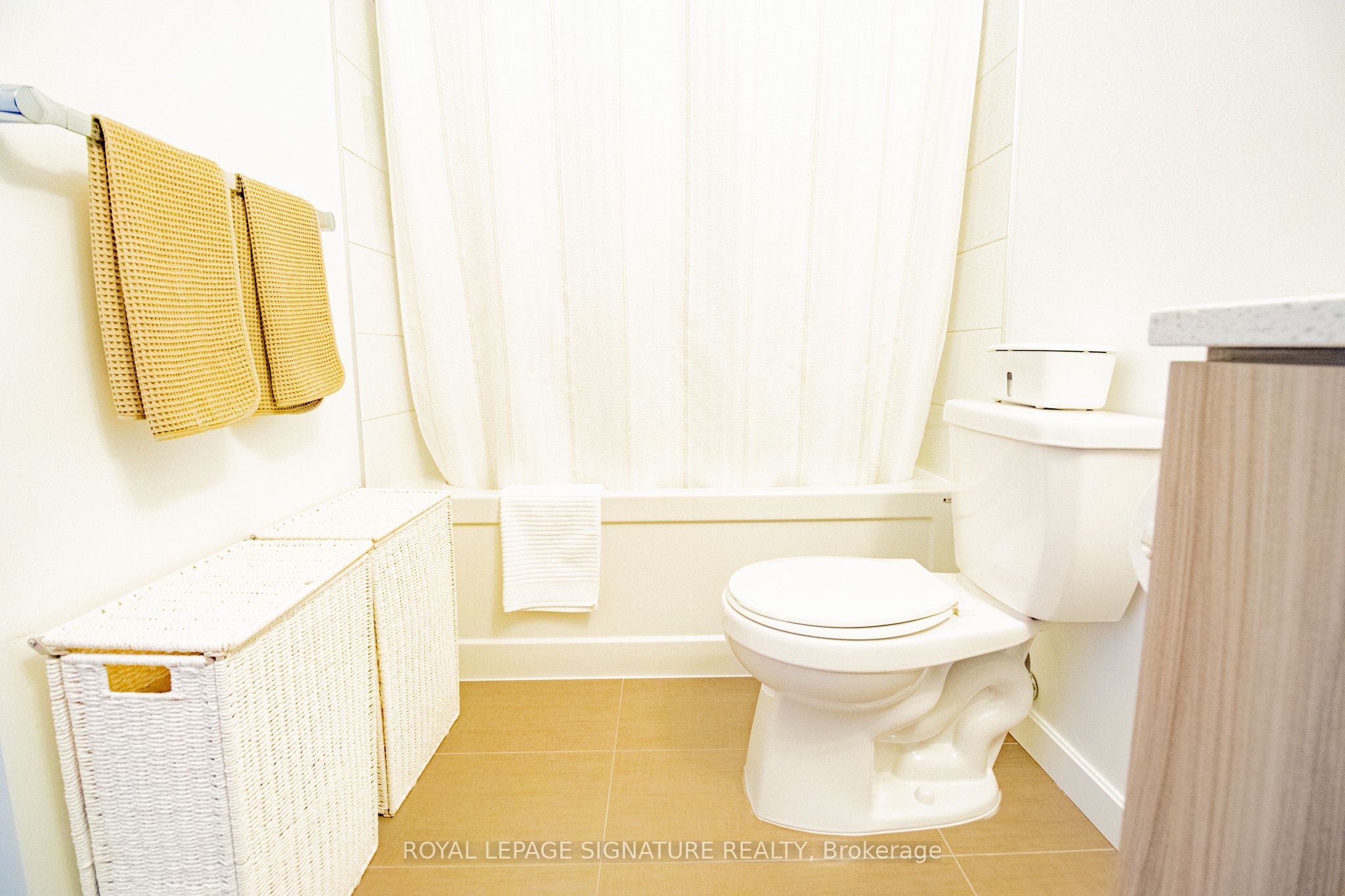 50 Forest Manor Road 808 Property Photo 14