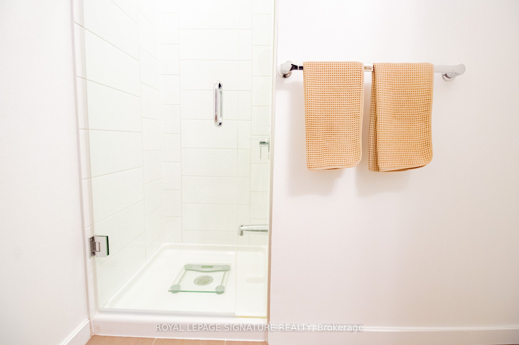 50 Forest Manor Road 808 Property Photo 20