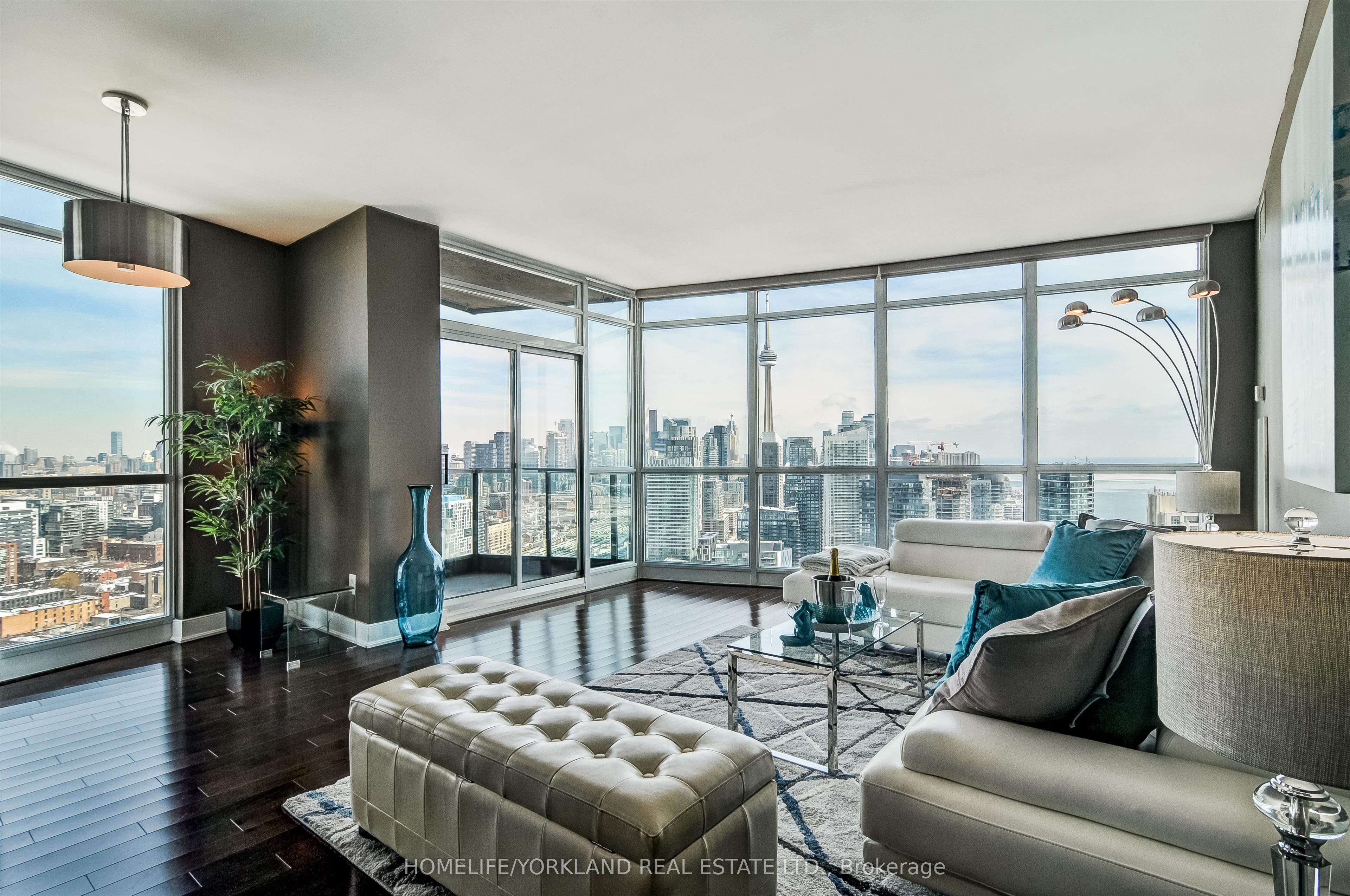 219 Fort York Boulevard 3702 Property Photo 1
