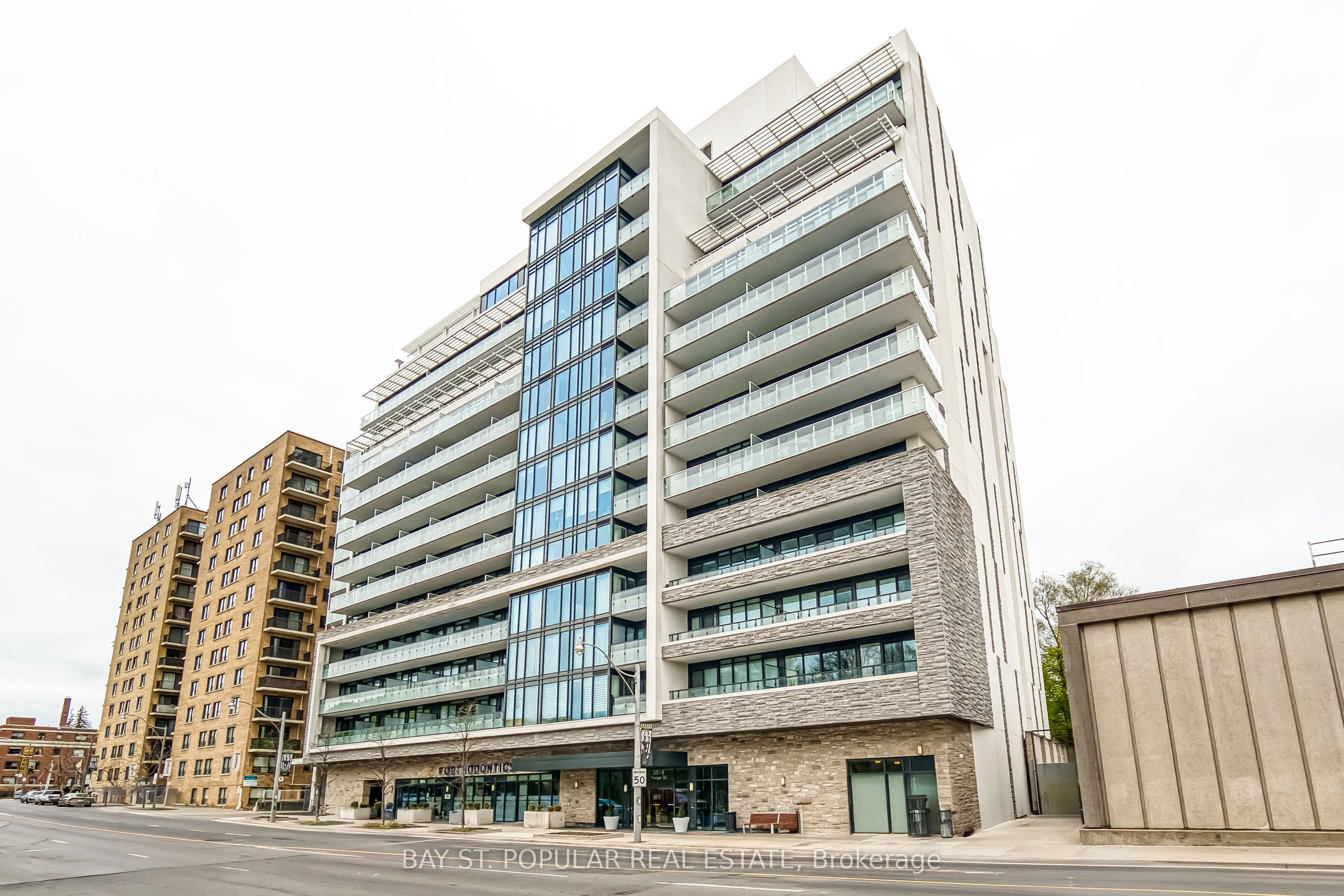 #803 - 3018 Yonge Street Property Photo 1