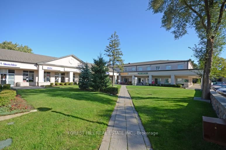 #201 - 35 The Links Road Property Photo 1