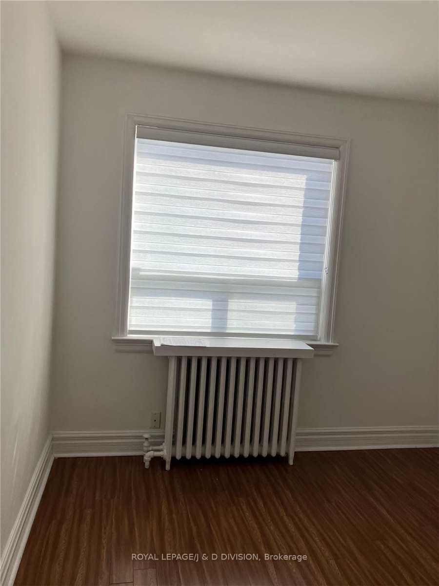 335 Sheppard Avenue E 3 Main Property Photo 6
