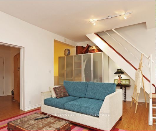 555 Parliament Street Property Photo 6