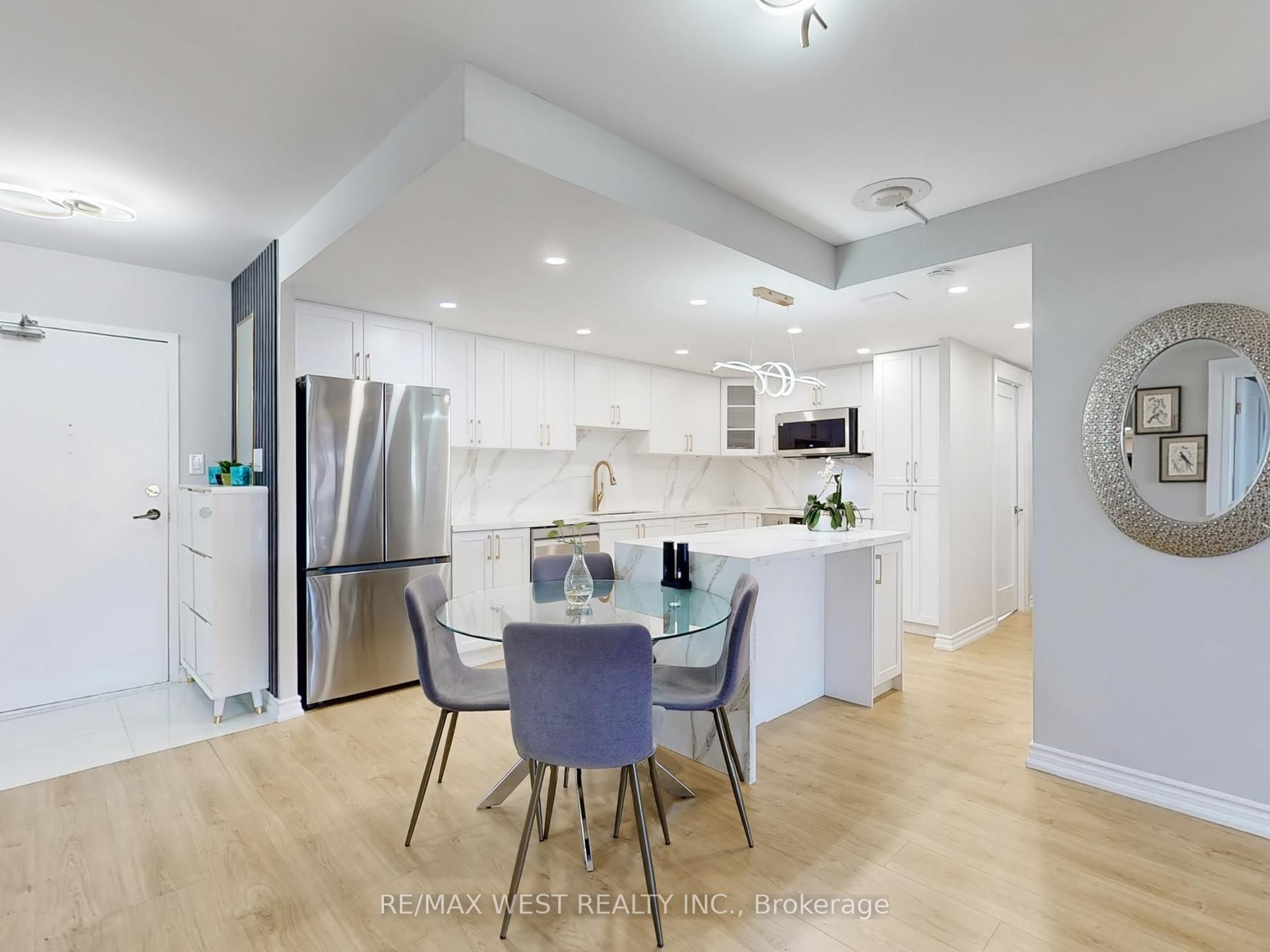#1108 - 1555 Finch Avenue Property Photo 11