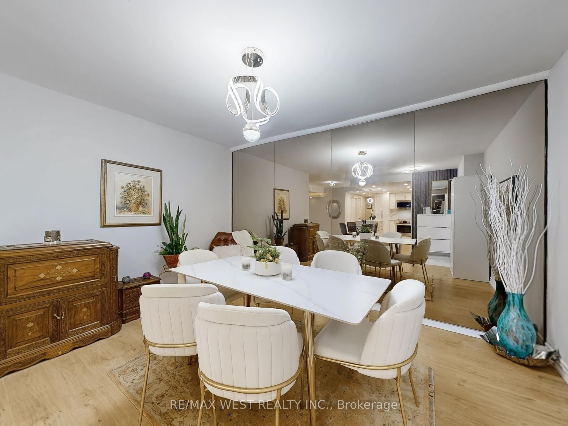 #1108 - 1555 Finch Avenue Property Photo 16