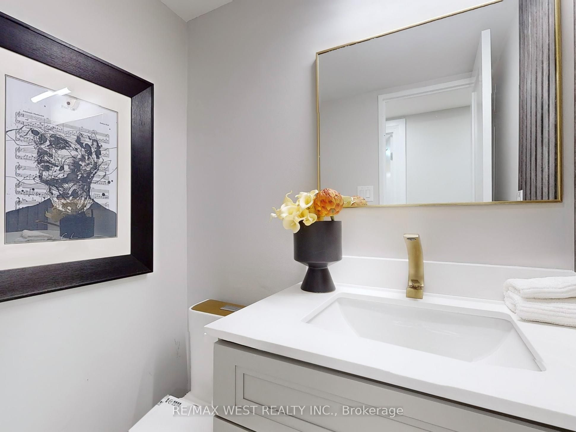#1108 - 1555 Finch Avenue Property Photo 22