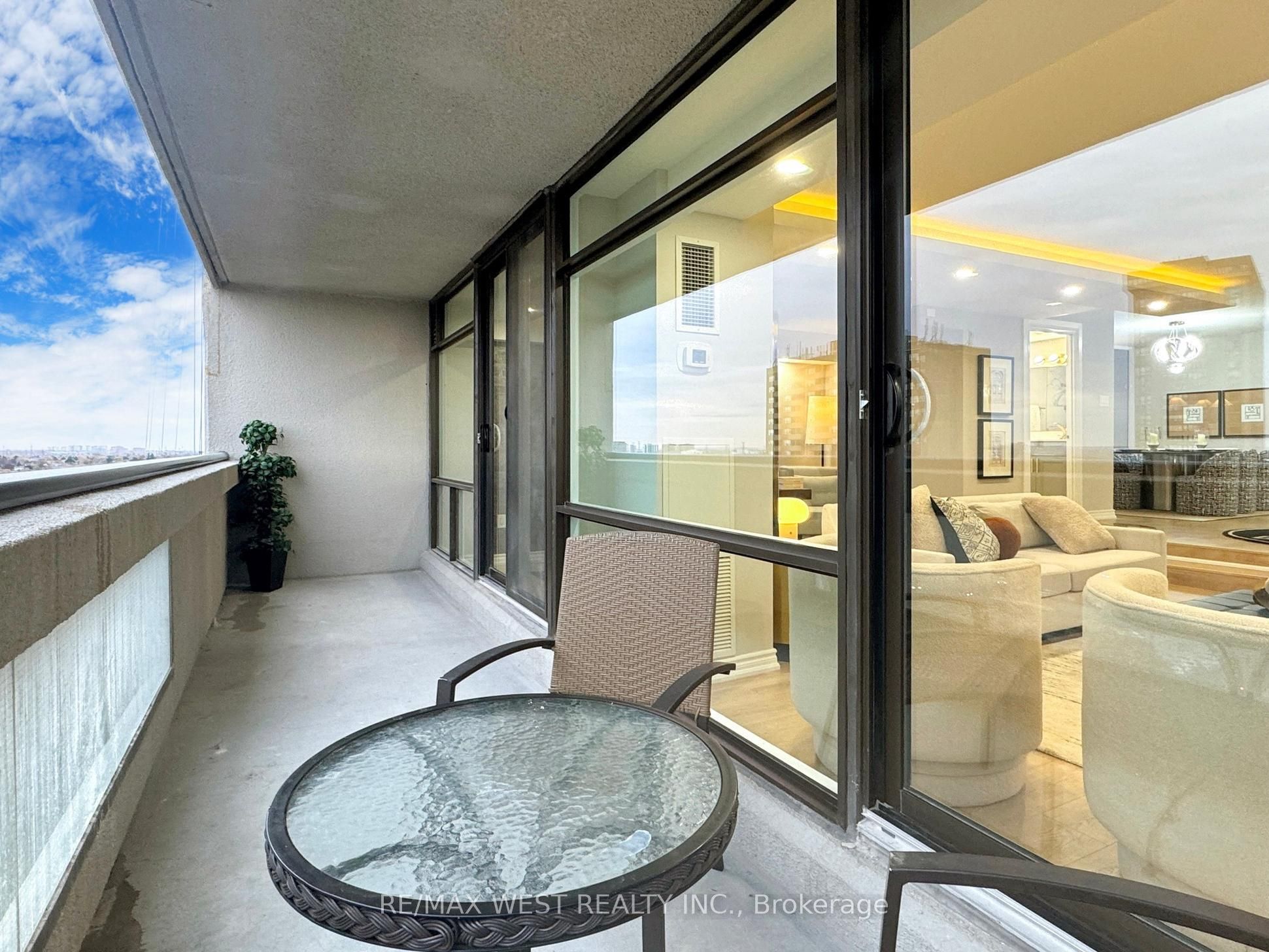 #1108 - 1555 Finch Avenue Property Photo 27
