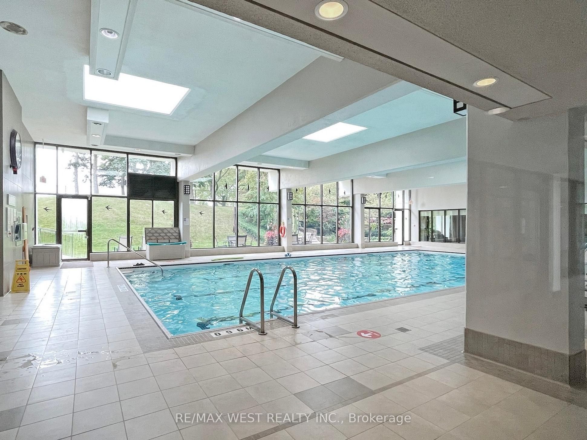 #1108 - 1555 Finch Avenue Property Photo 32