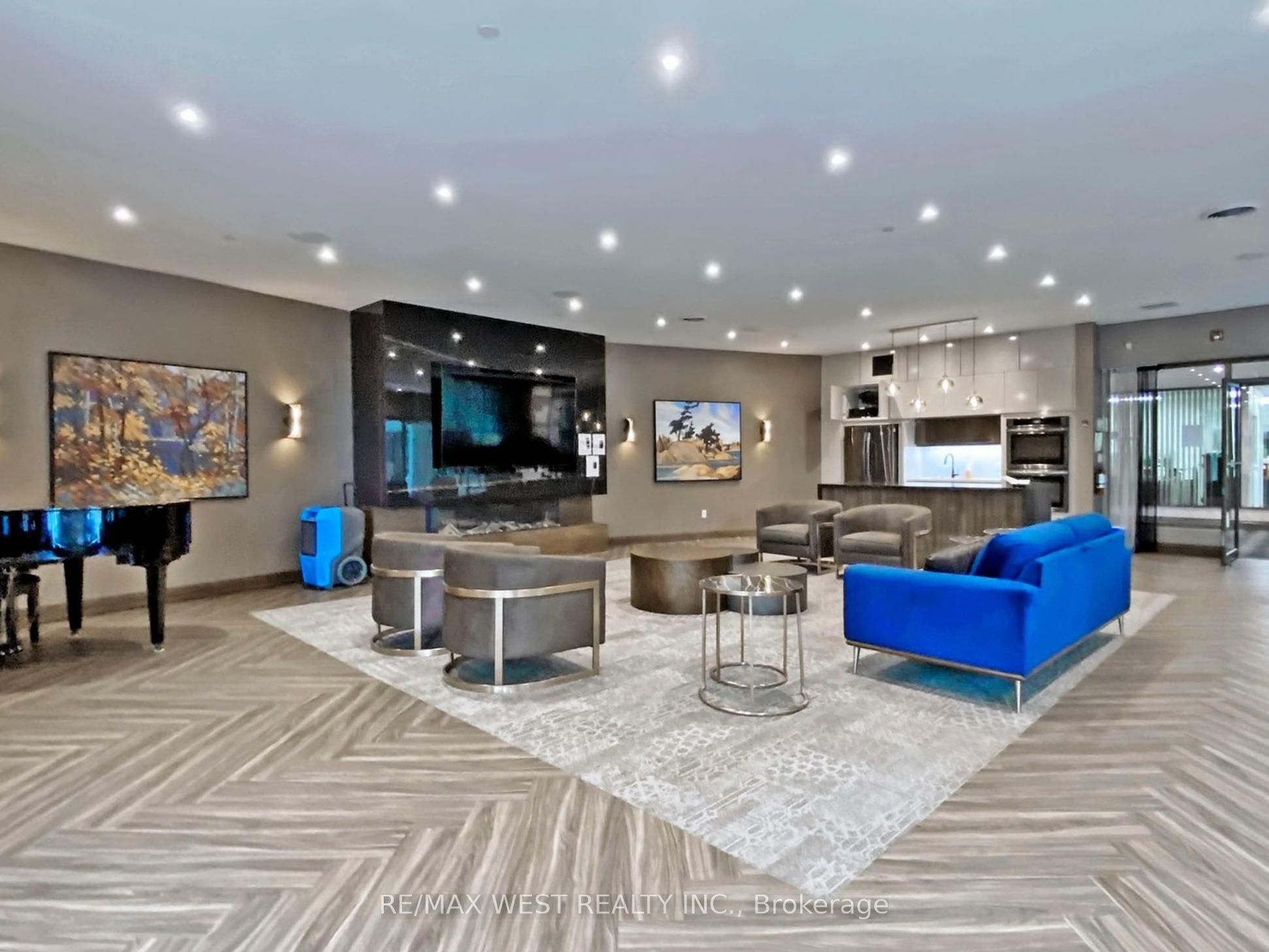 #1108 - 1555 Finch Avenue Property Photo 39