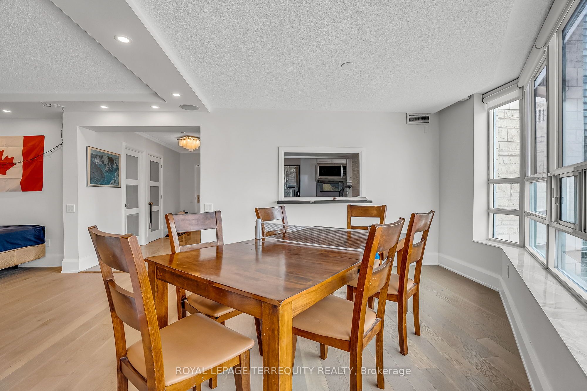 #2103 - 71 Simcoe Street Property Photo 9