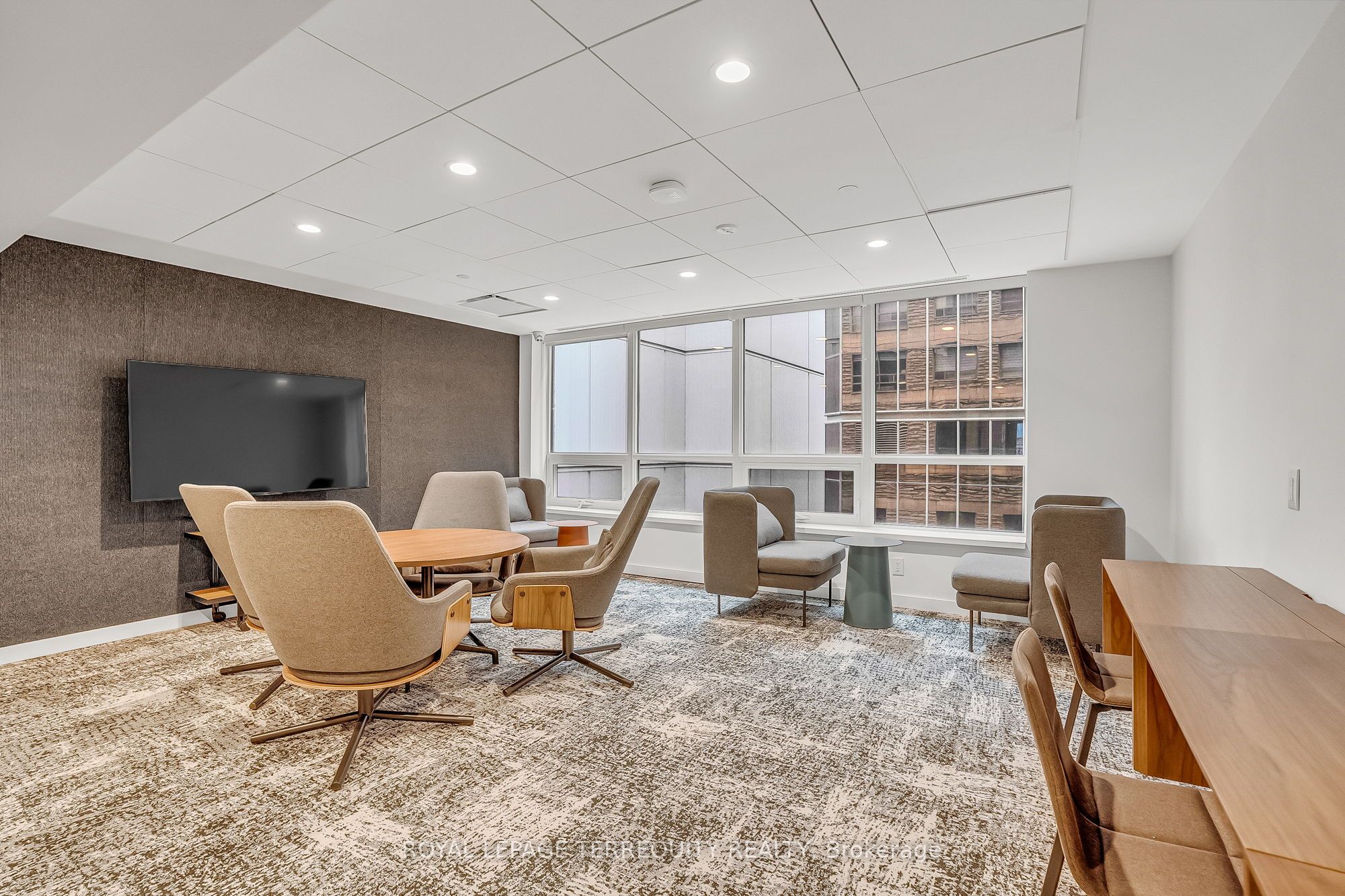 #2103 - 71 Simcoe Street Property Photo 30
