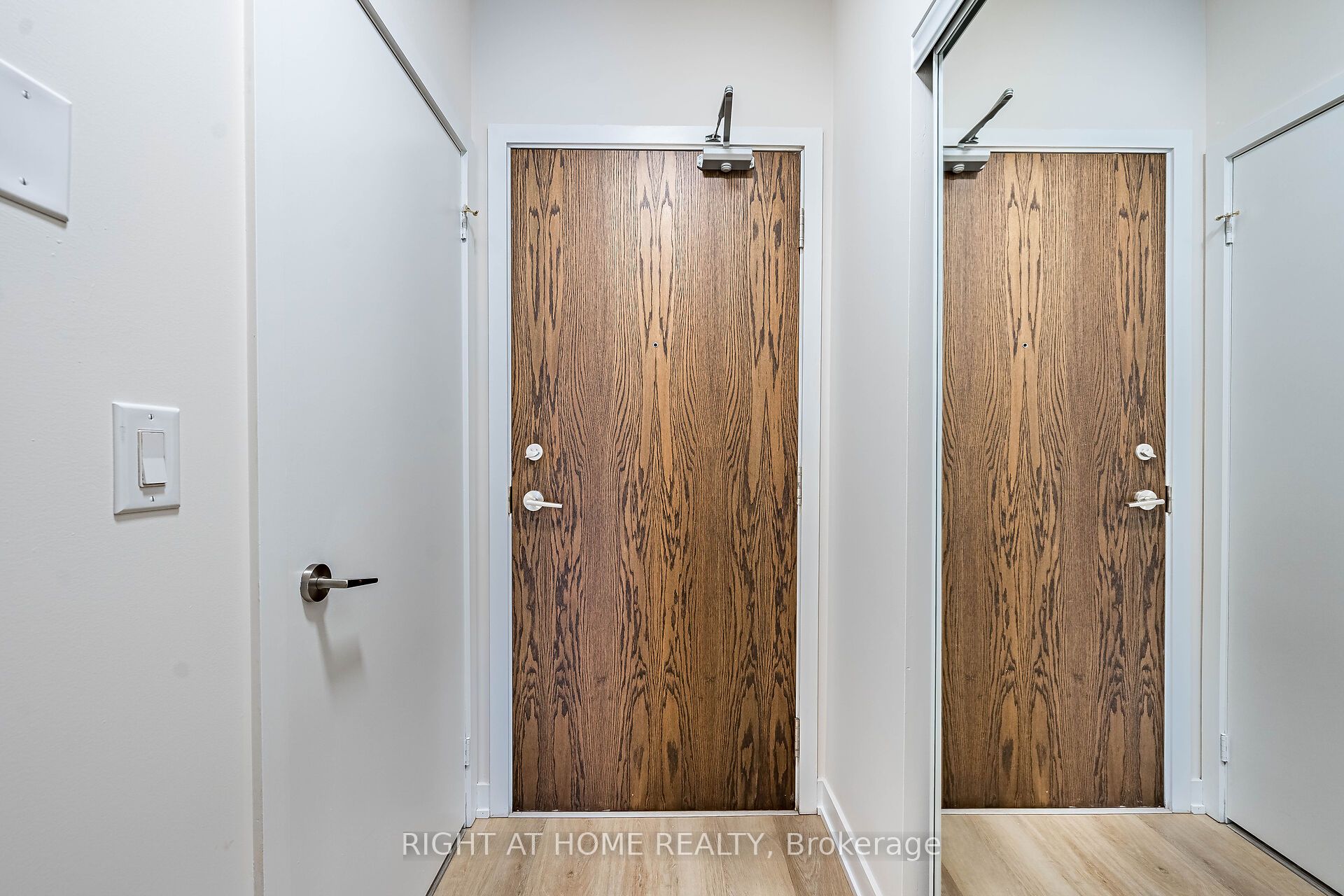 260 Sackville Street 201 Property Photo 6