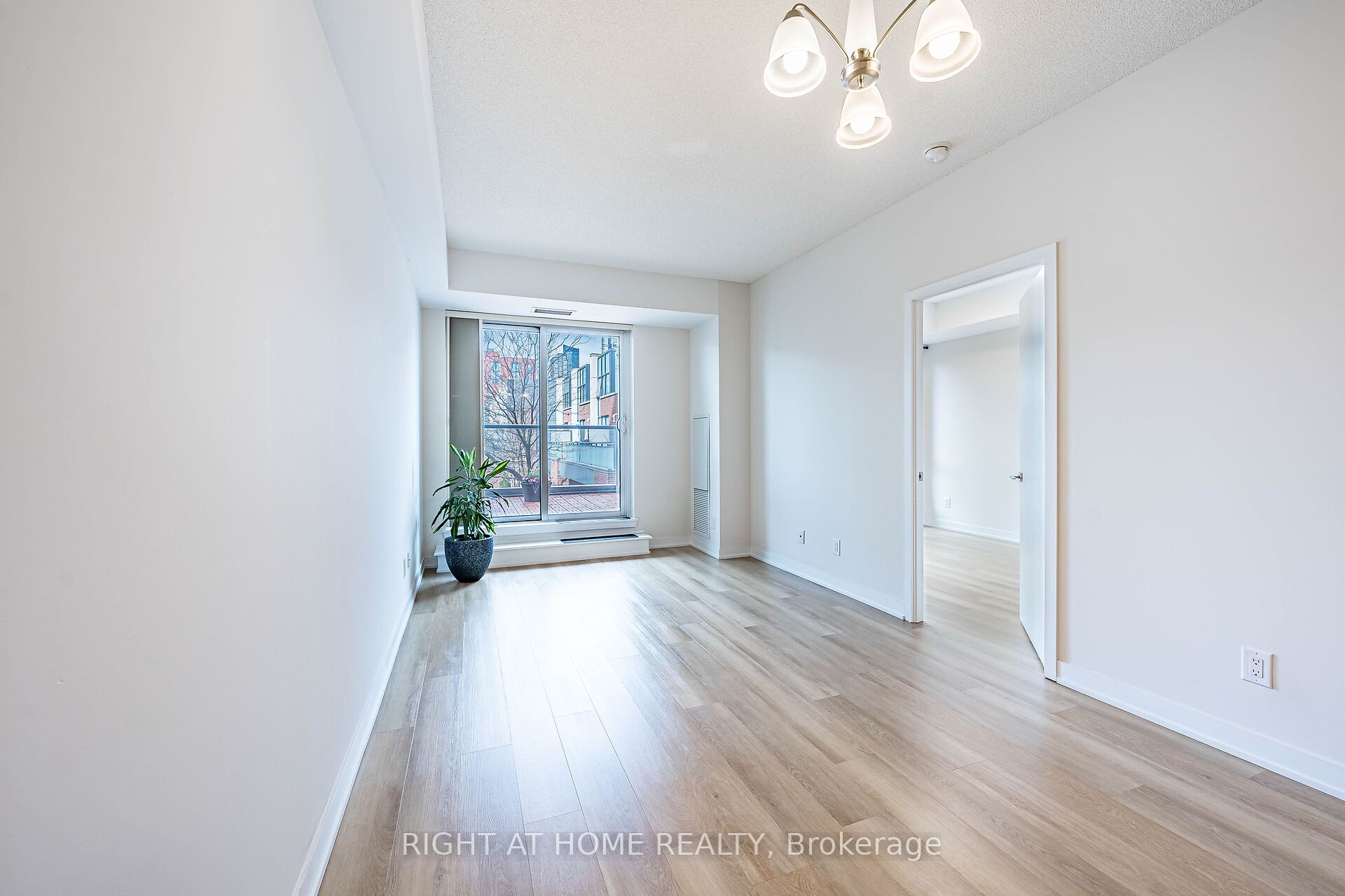 260 Sackville Street 201 Property Photo 15