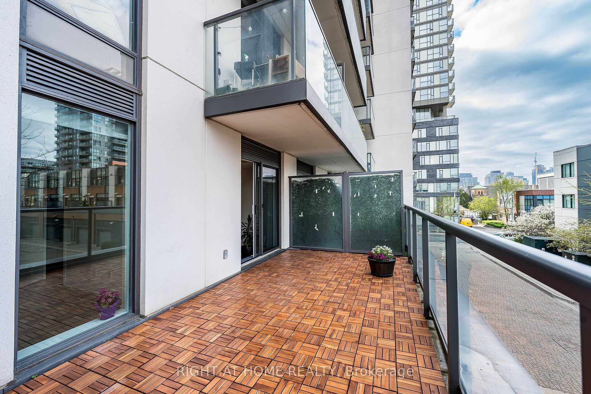 260 Sackville Street 201 Property Photo 25