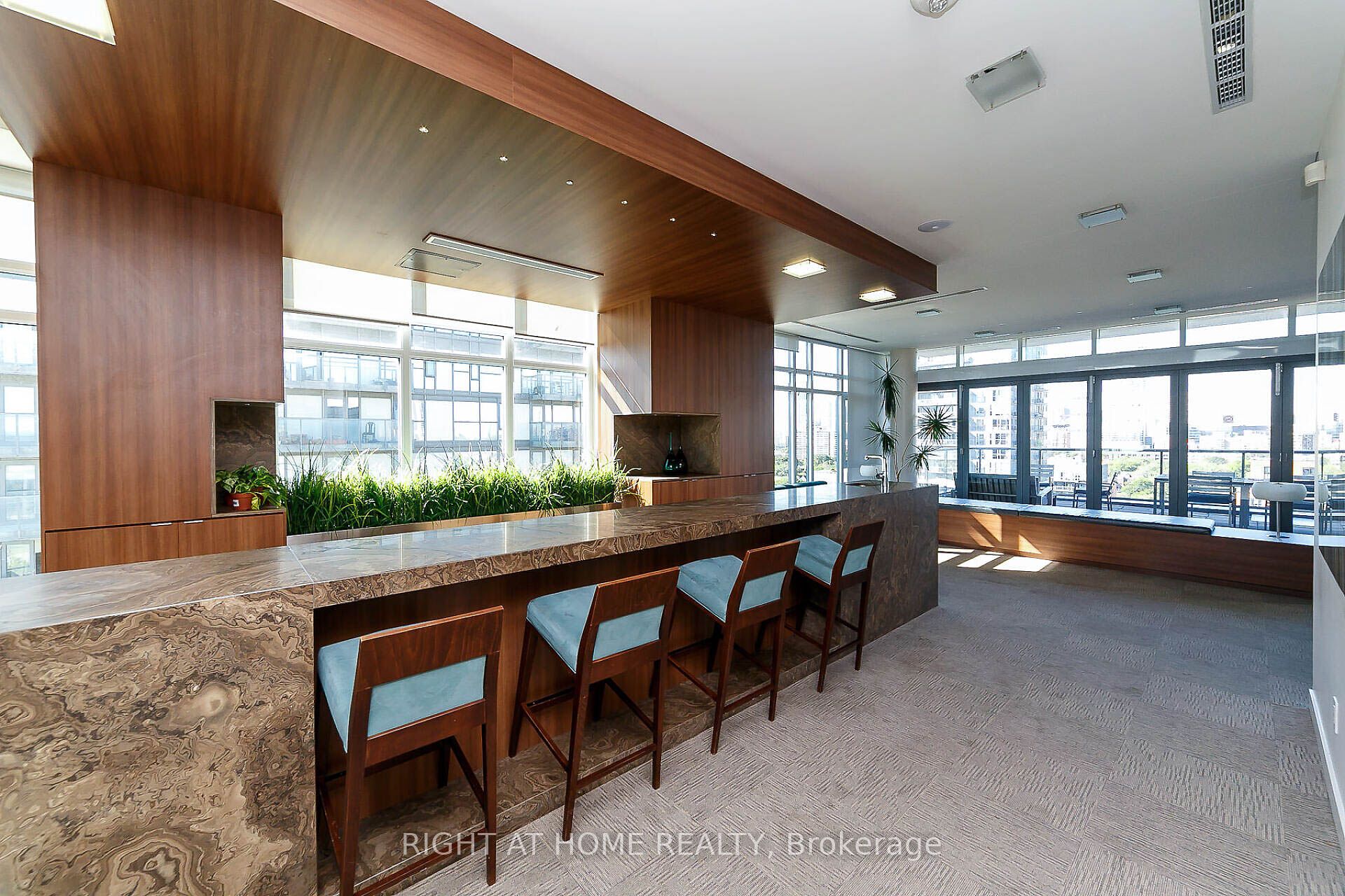 260 Sackville Street 201 Property Photo 29