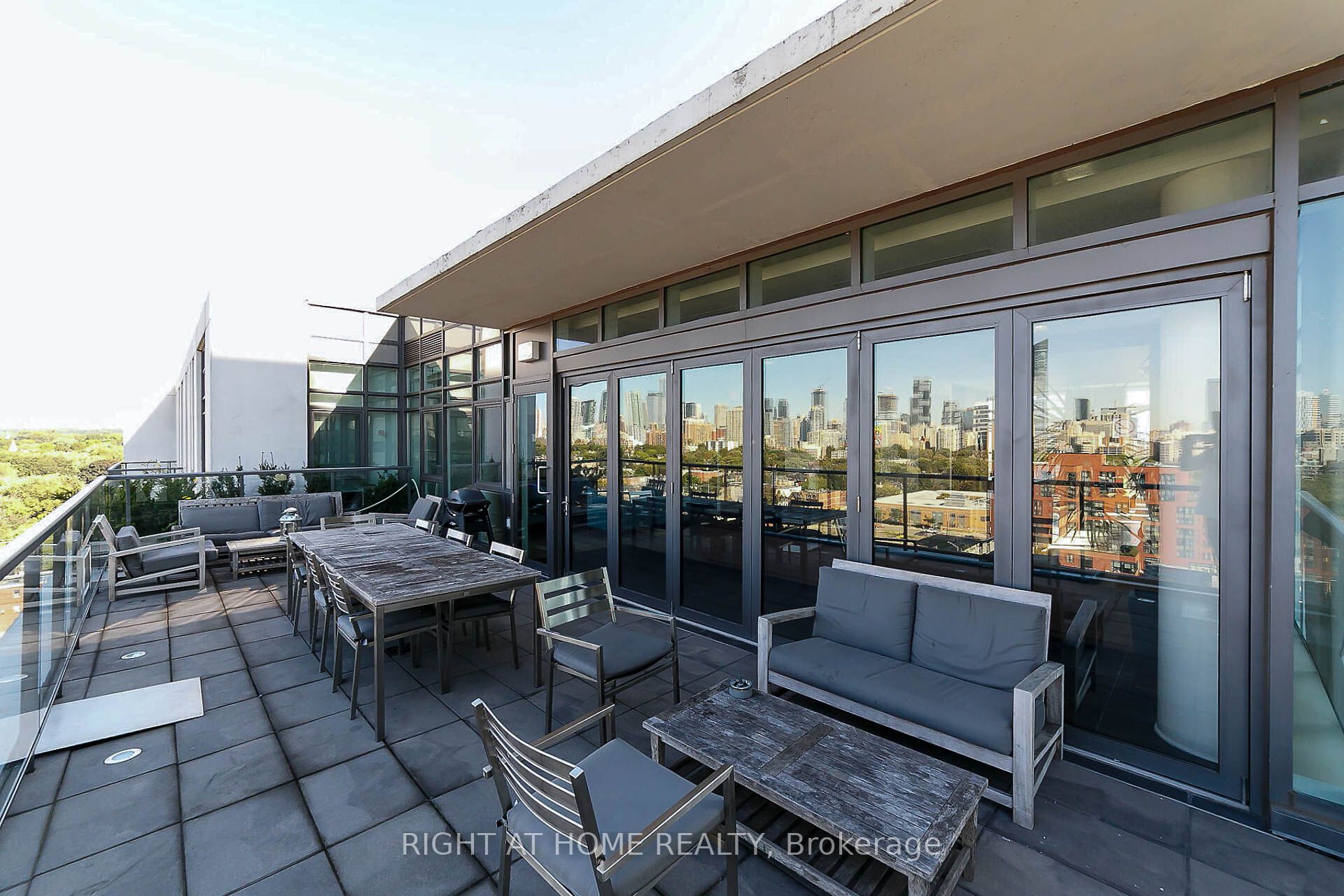 260 Sackville Street 201 Property Photo 39