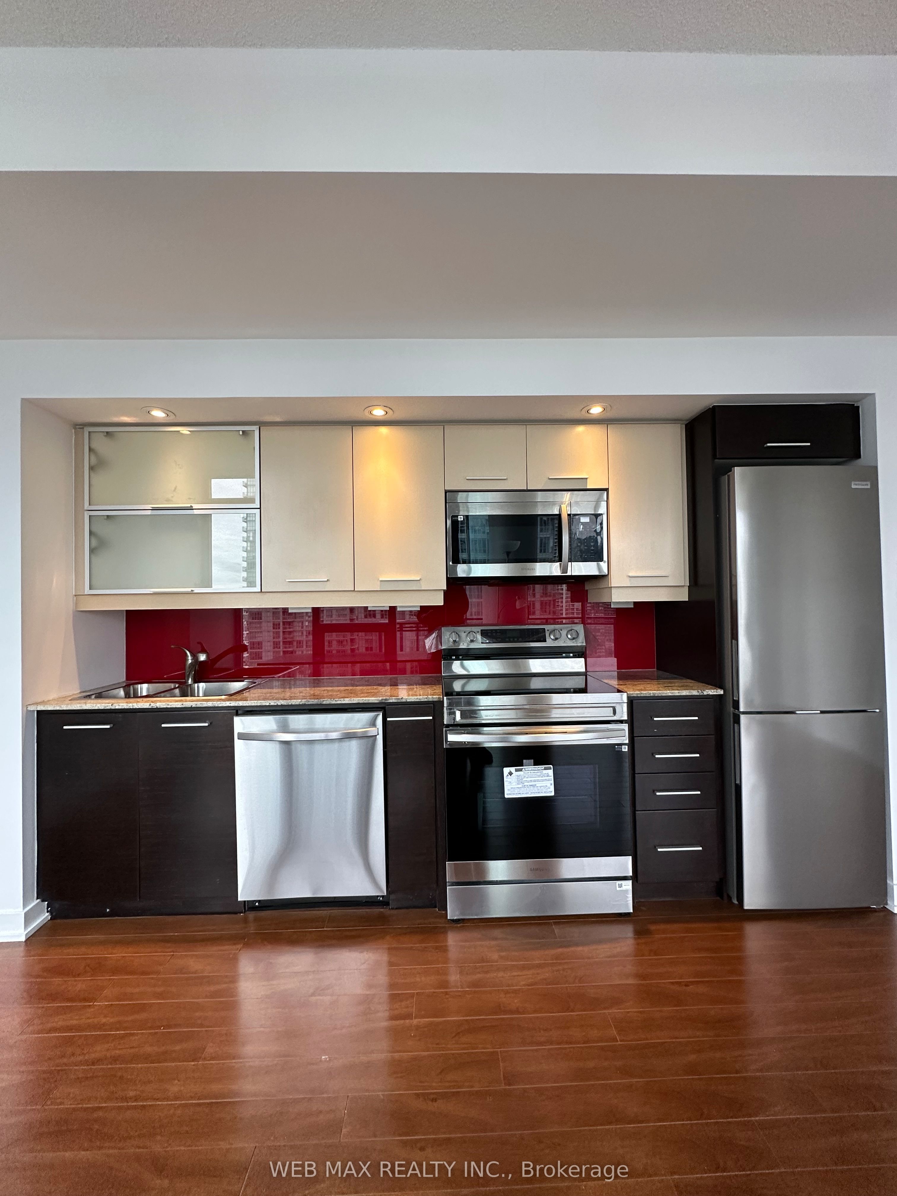 8 Telegram Mews 2009 Property Photo 6
