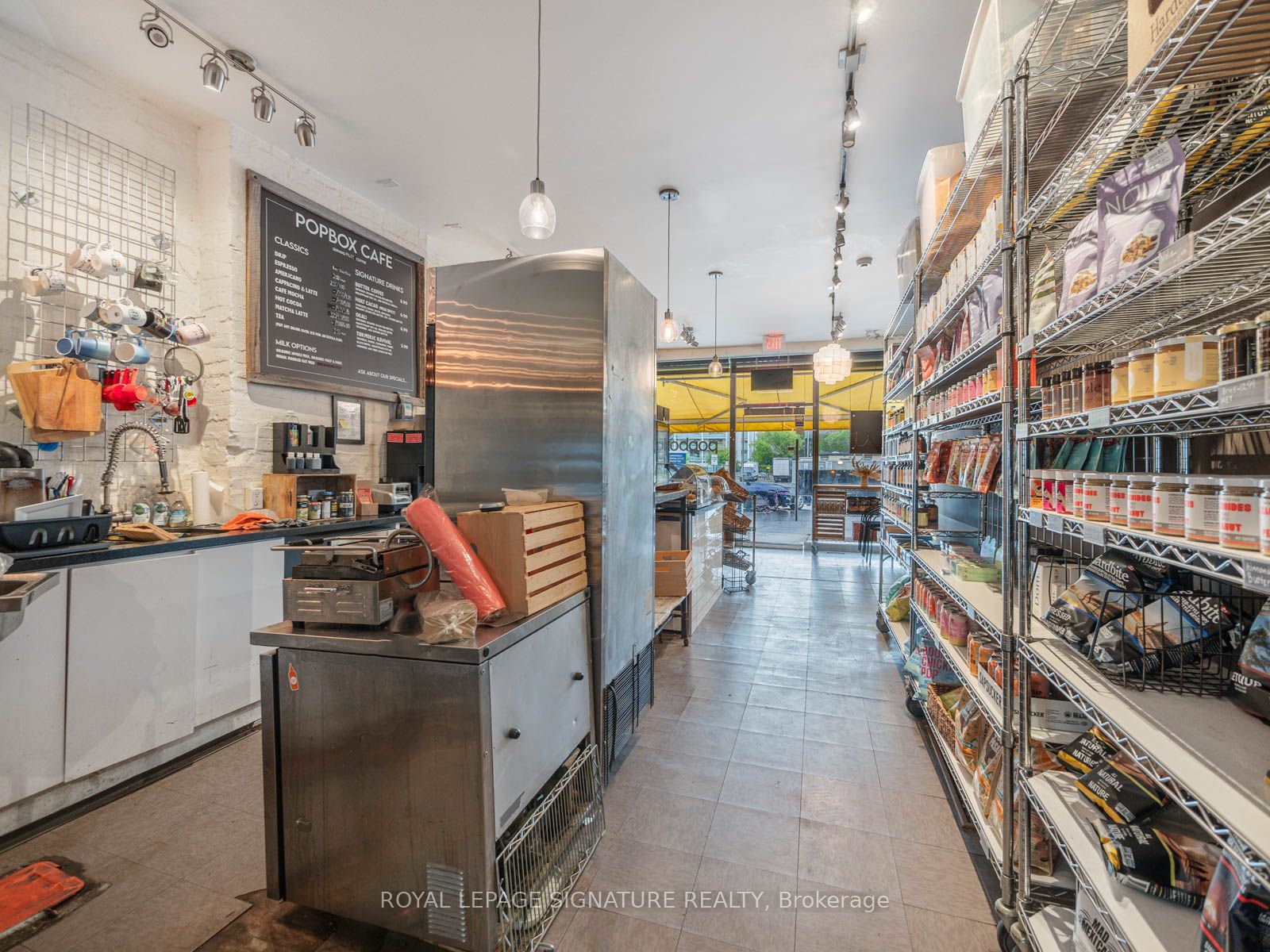 725 Dovercourt Road Property Photo 12