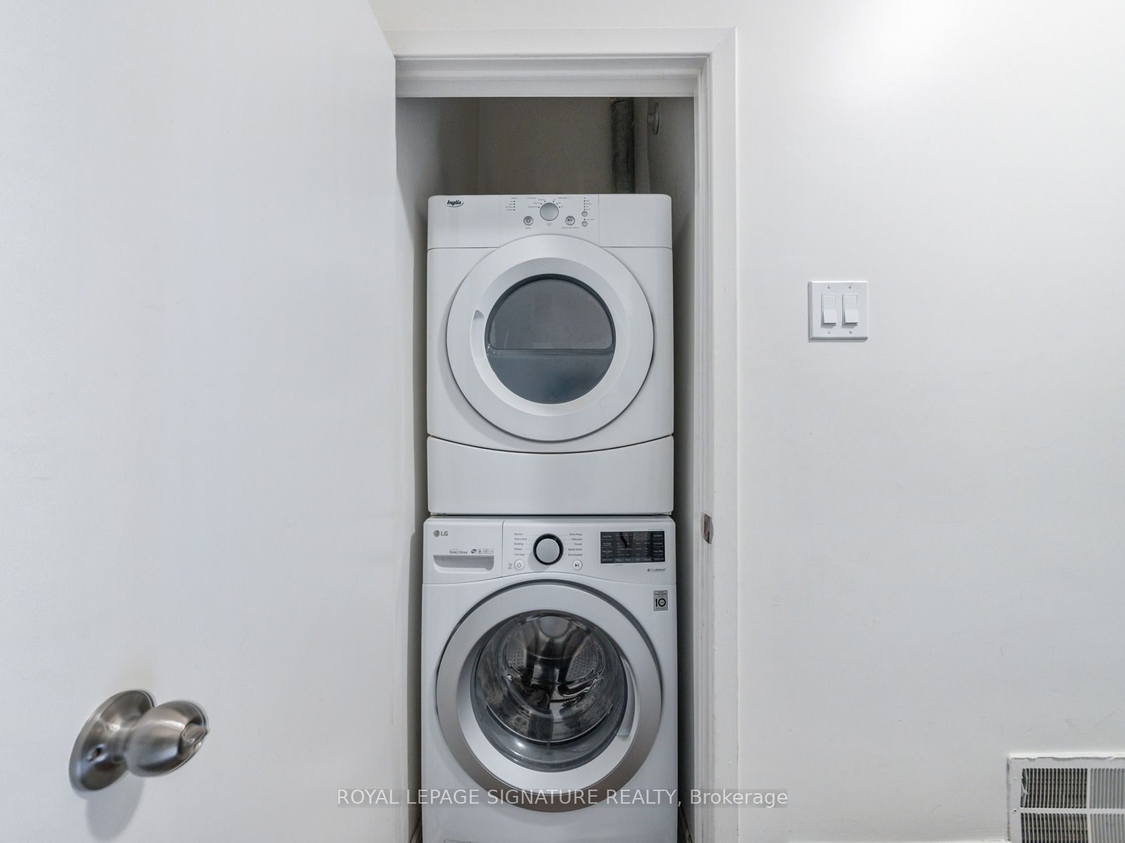 725 Dovercourt Road Property Photo 19