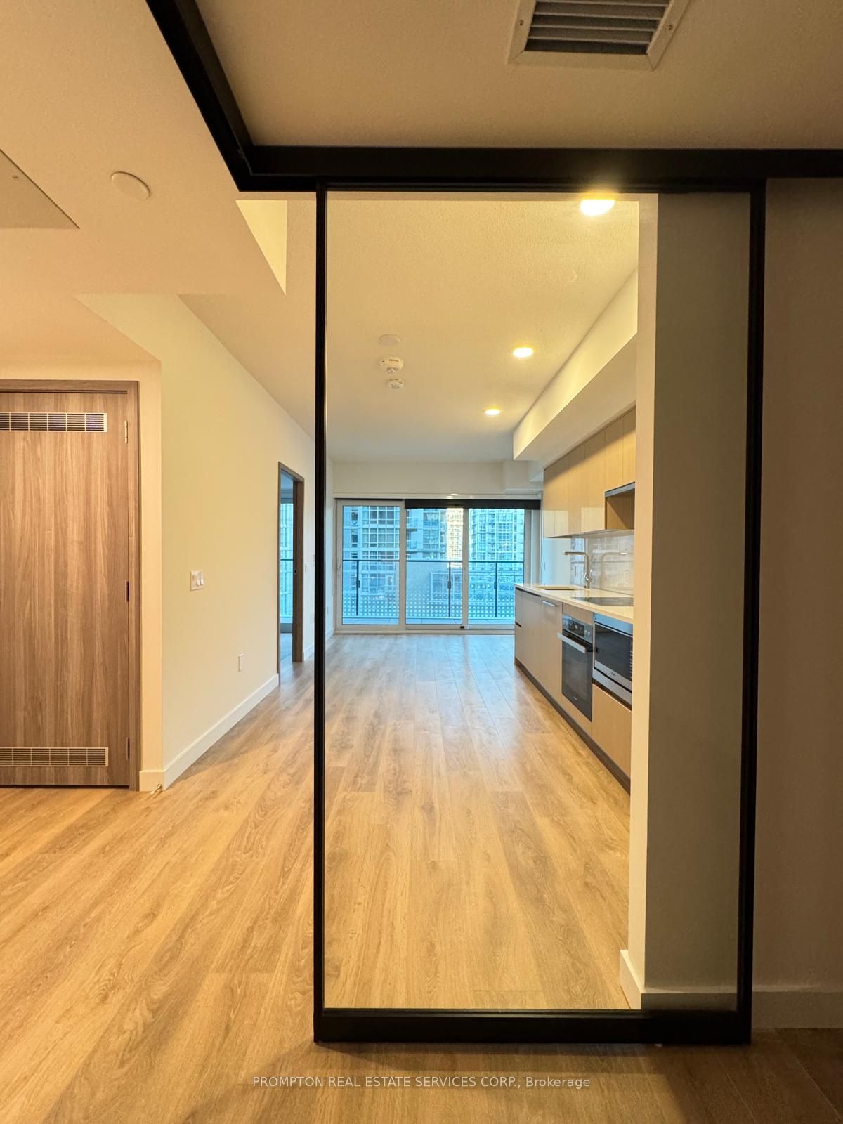 #317 - 1 Concord Cityplace Way Property Photo 10