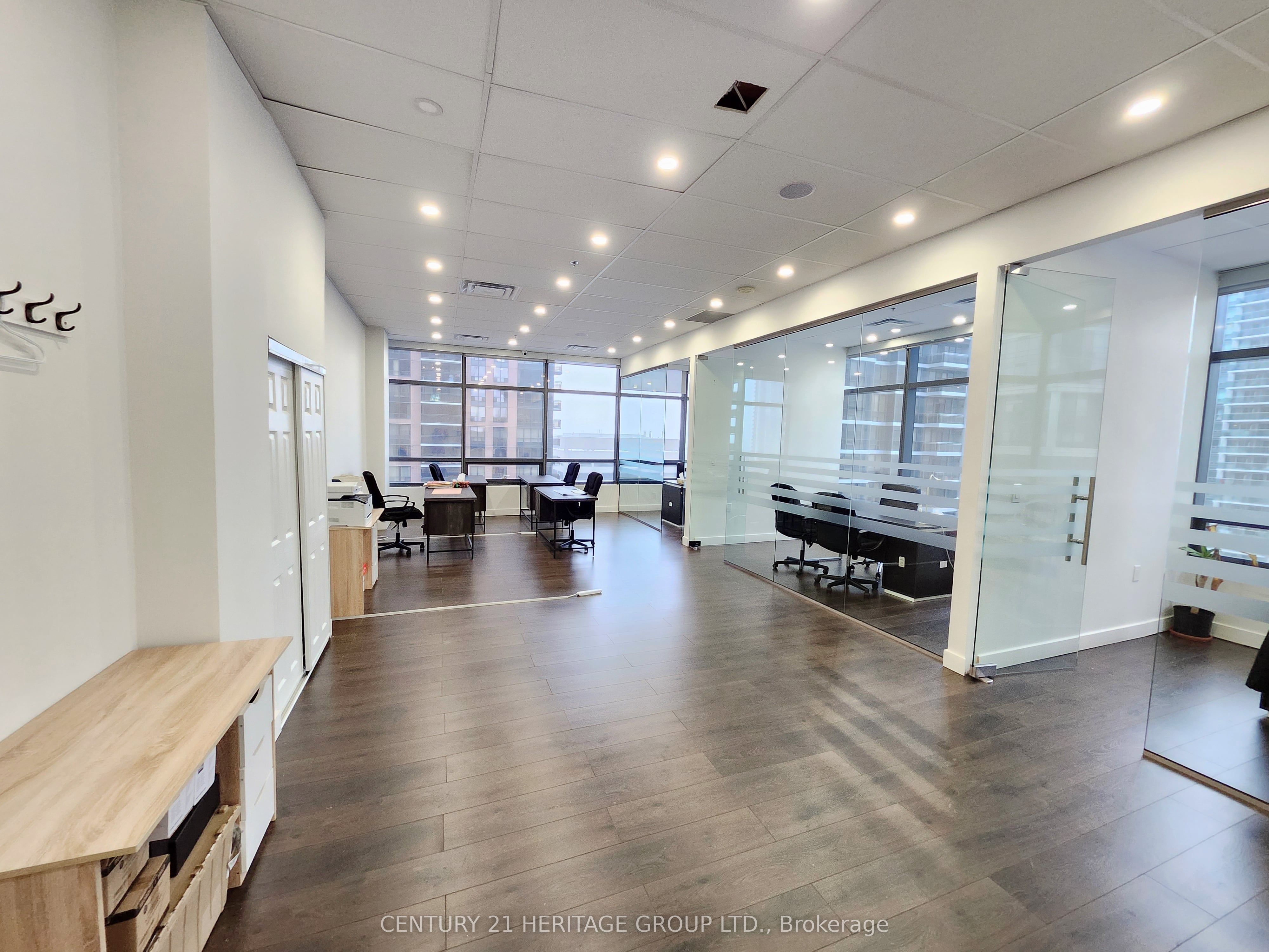 4789 Yonge Street 607 Property Photo 11