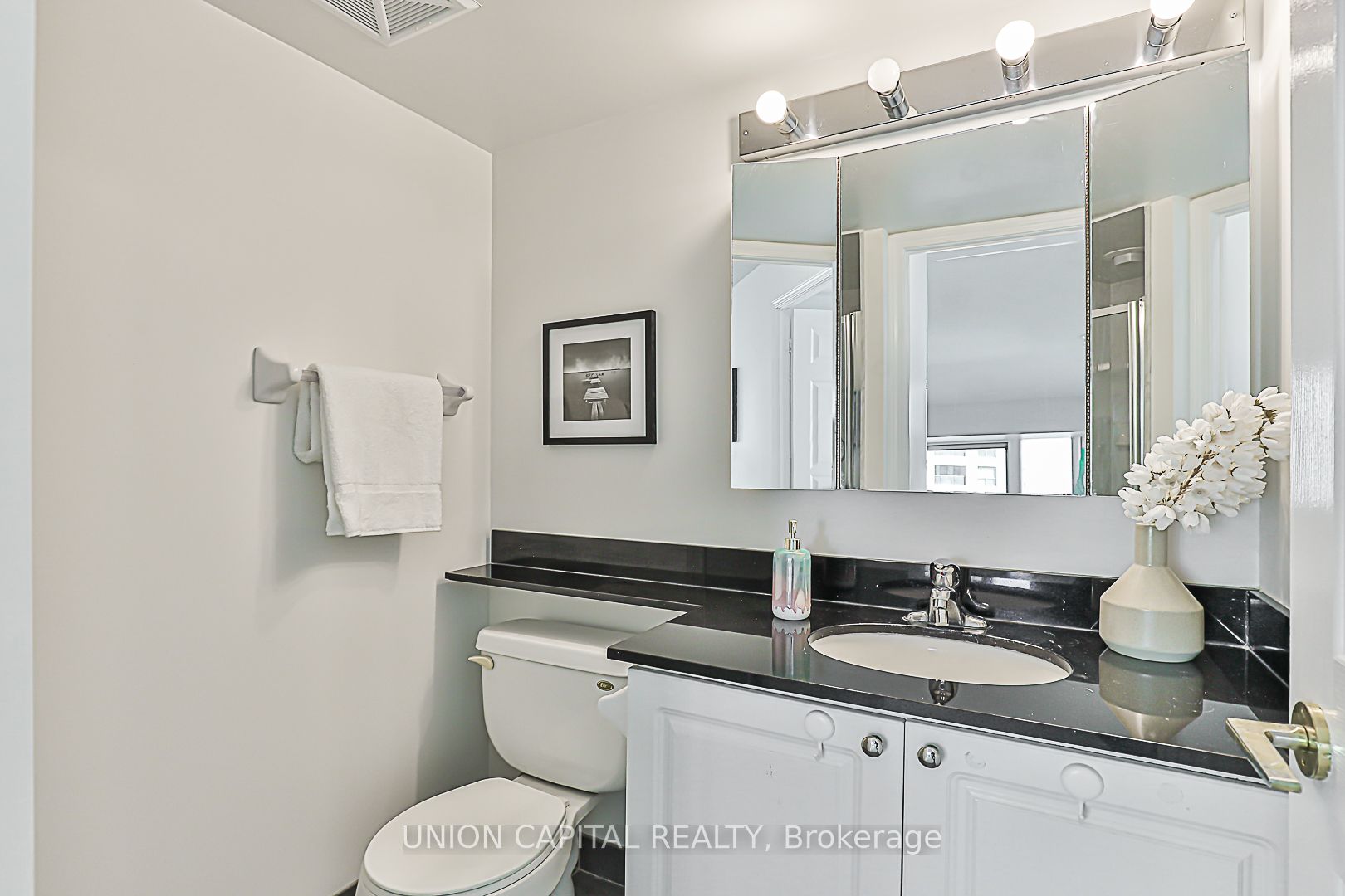 5508 Yonge Street 902 Property Photo 14