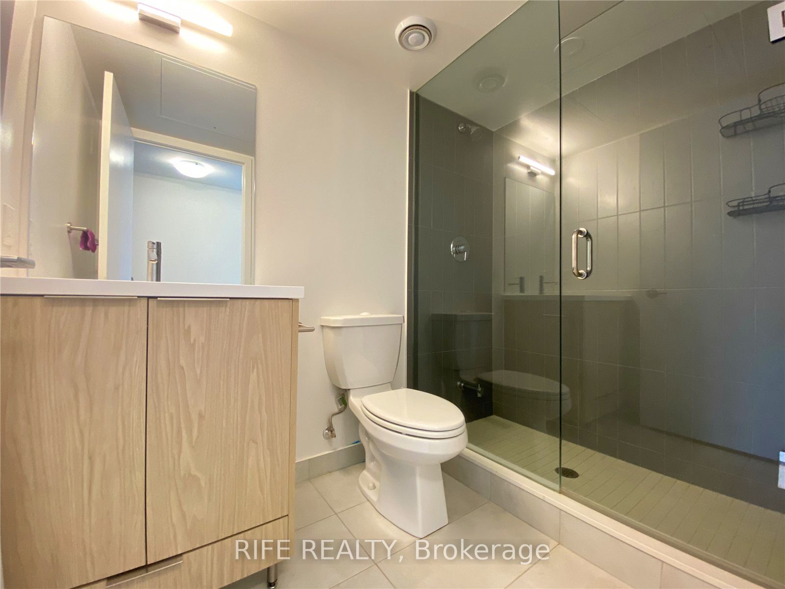 #1711 - 60 Shuter Street Property Photo 12