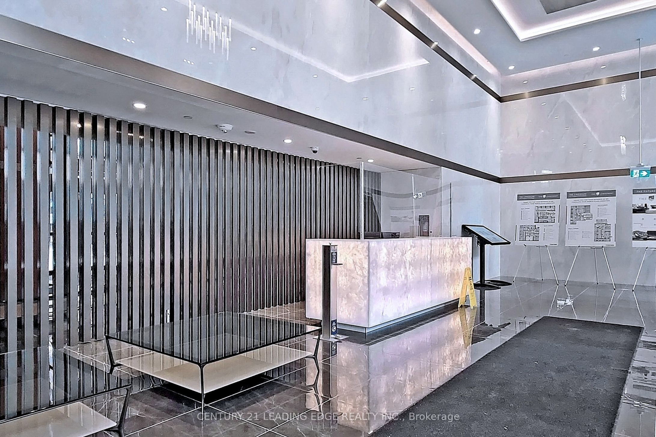 #1102 - 17 Bathurst Street Property Photo 2
