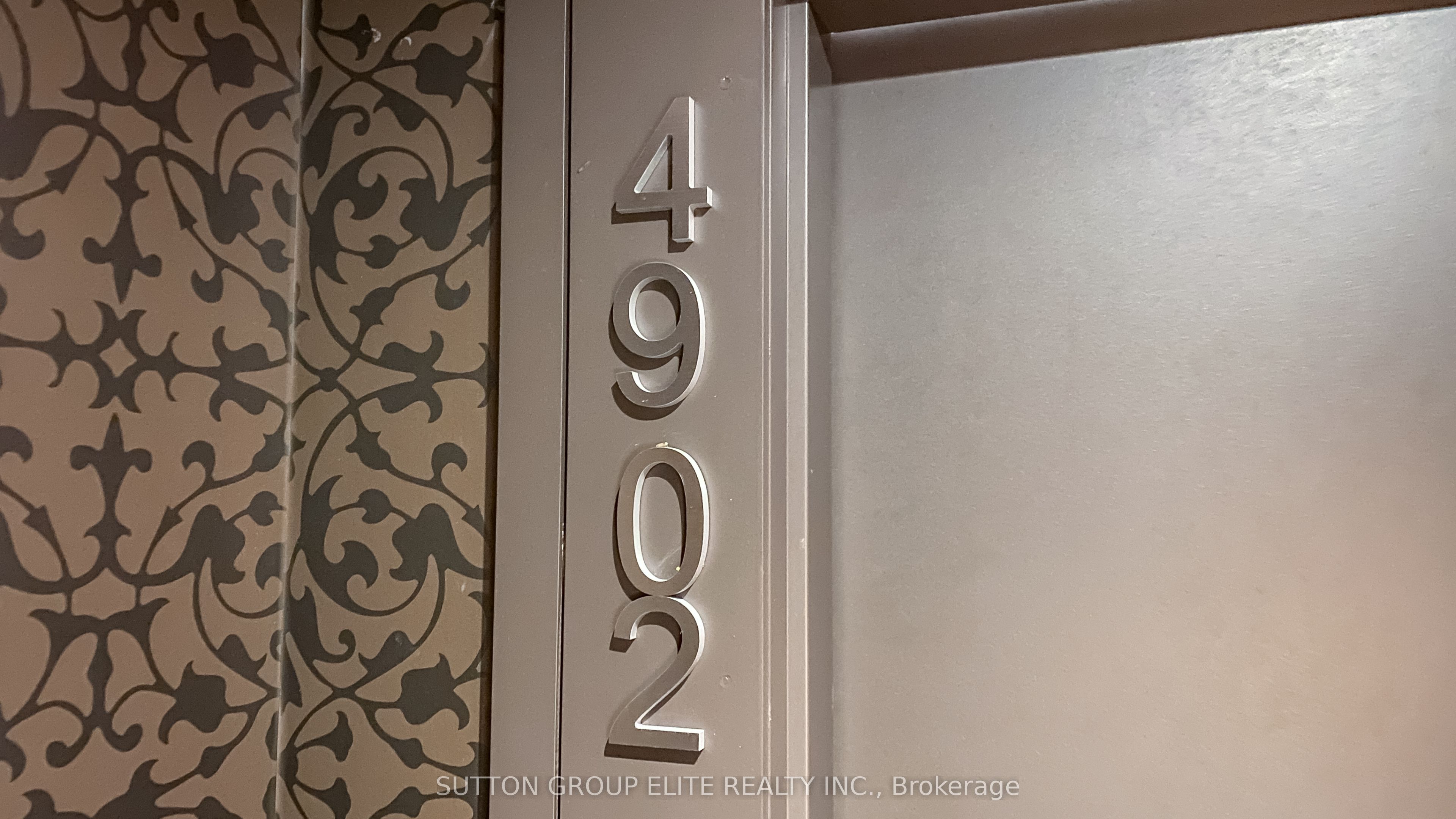 197 Yonge Street 4902 Property Photo 7