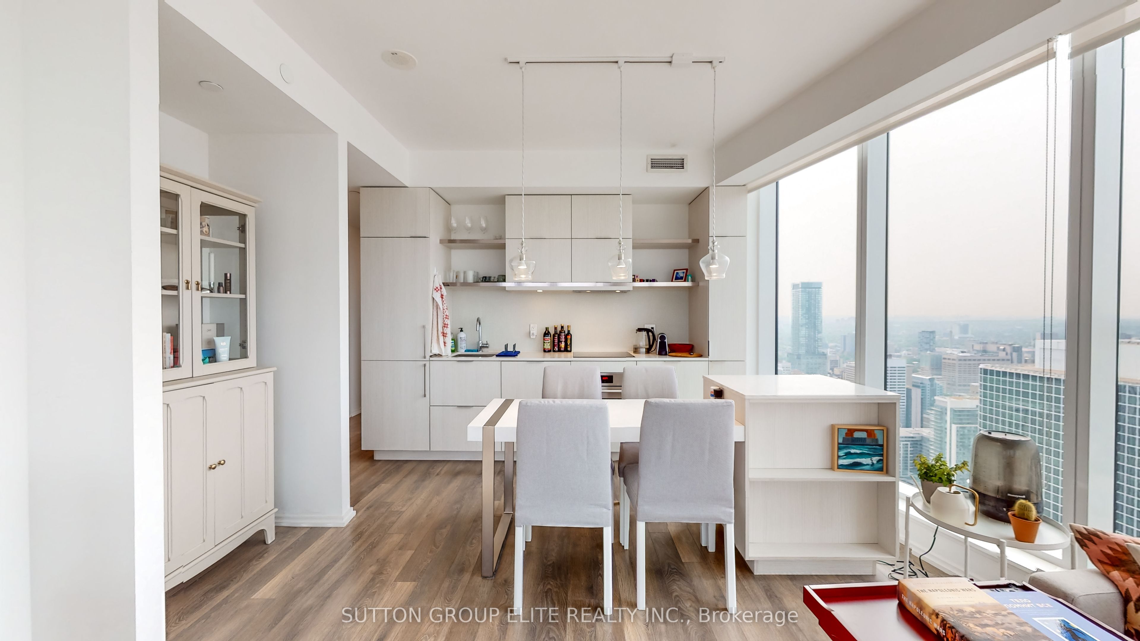 197 Yonge Street 4902 Property Photo 15