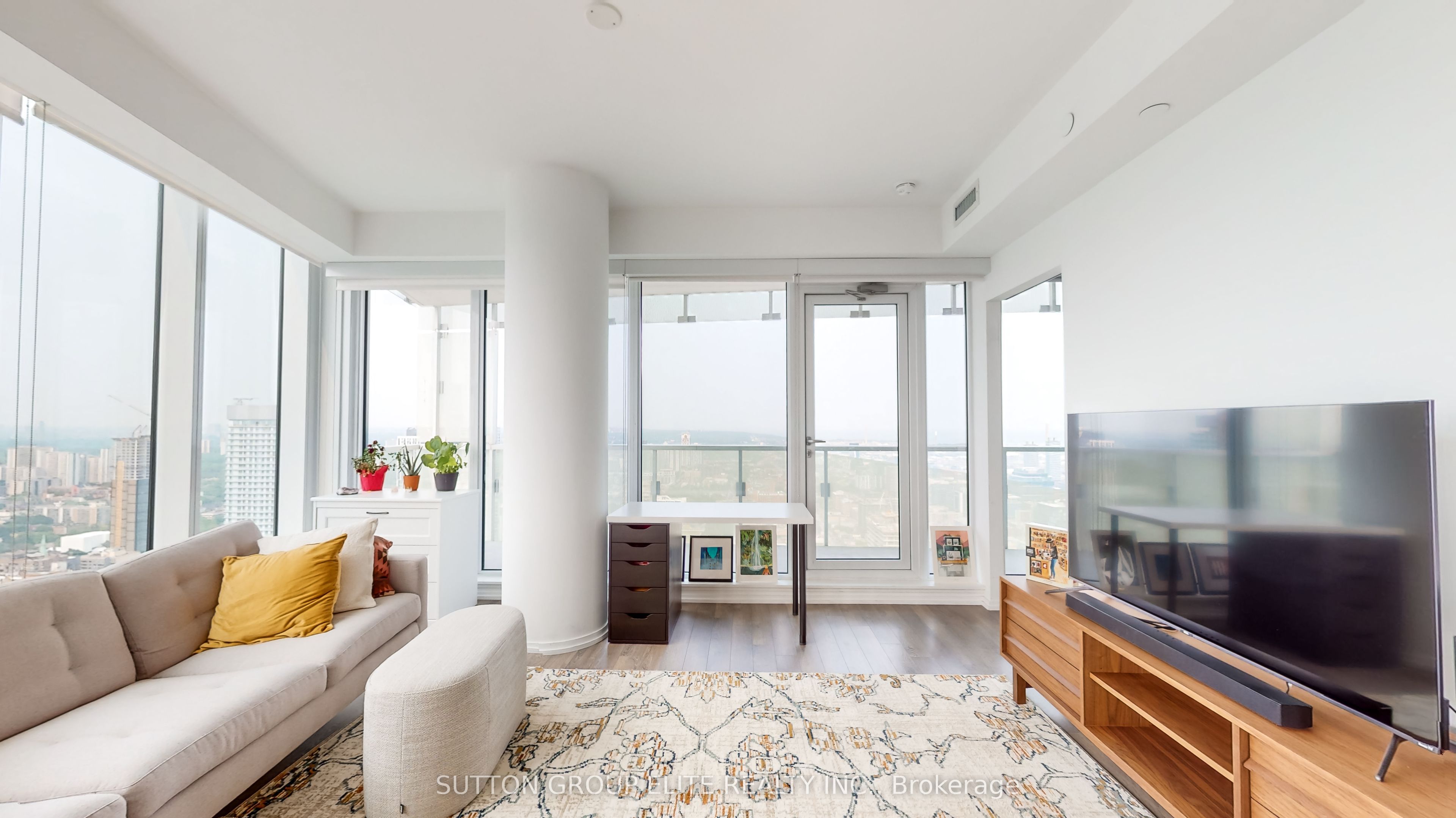 197 Yonge Street 4902 Property Photo 16