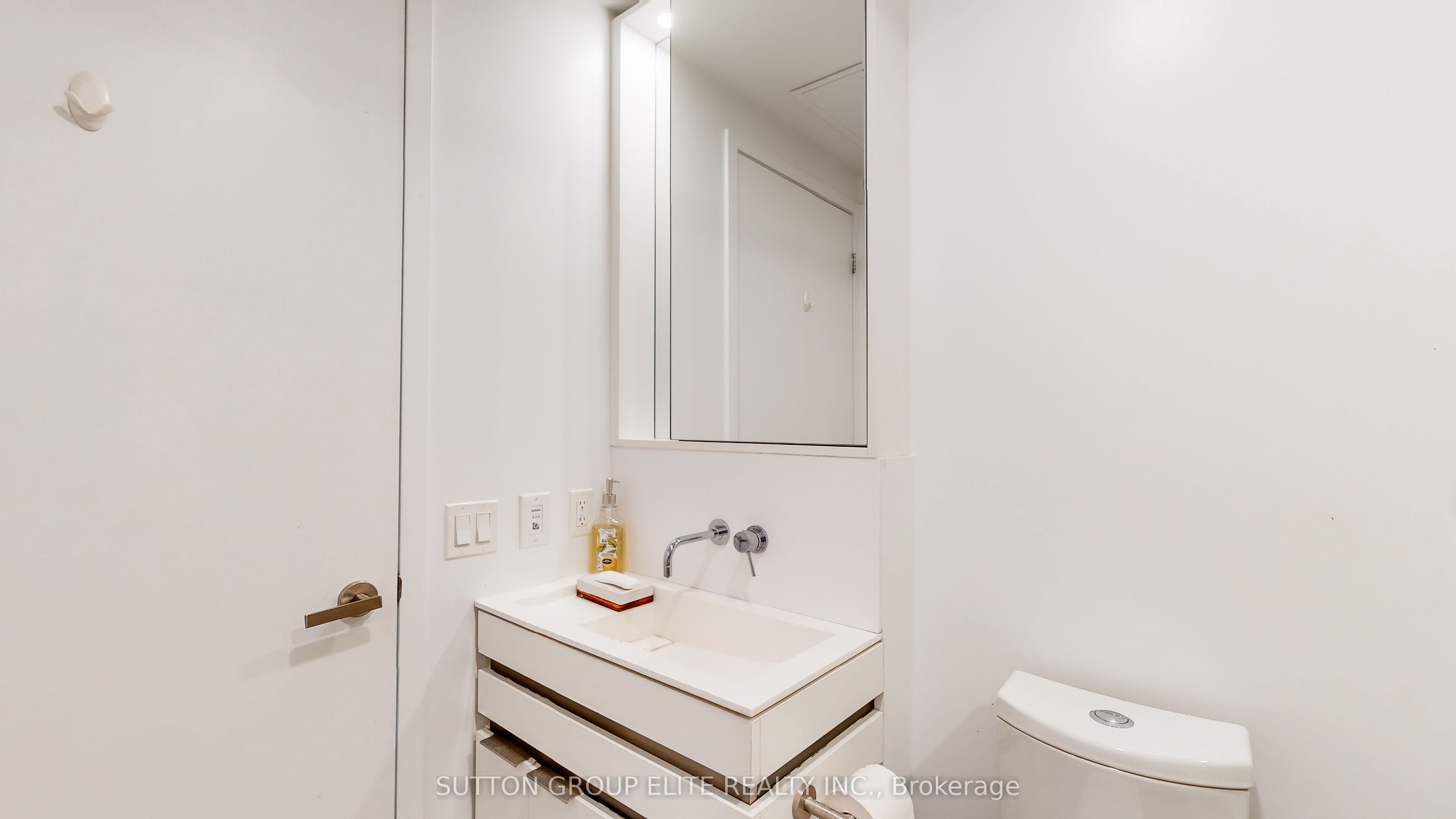 197 Yonge Street 4902 Property Photo 24