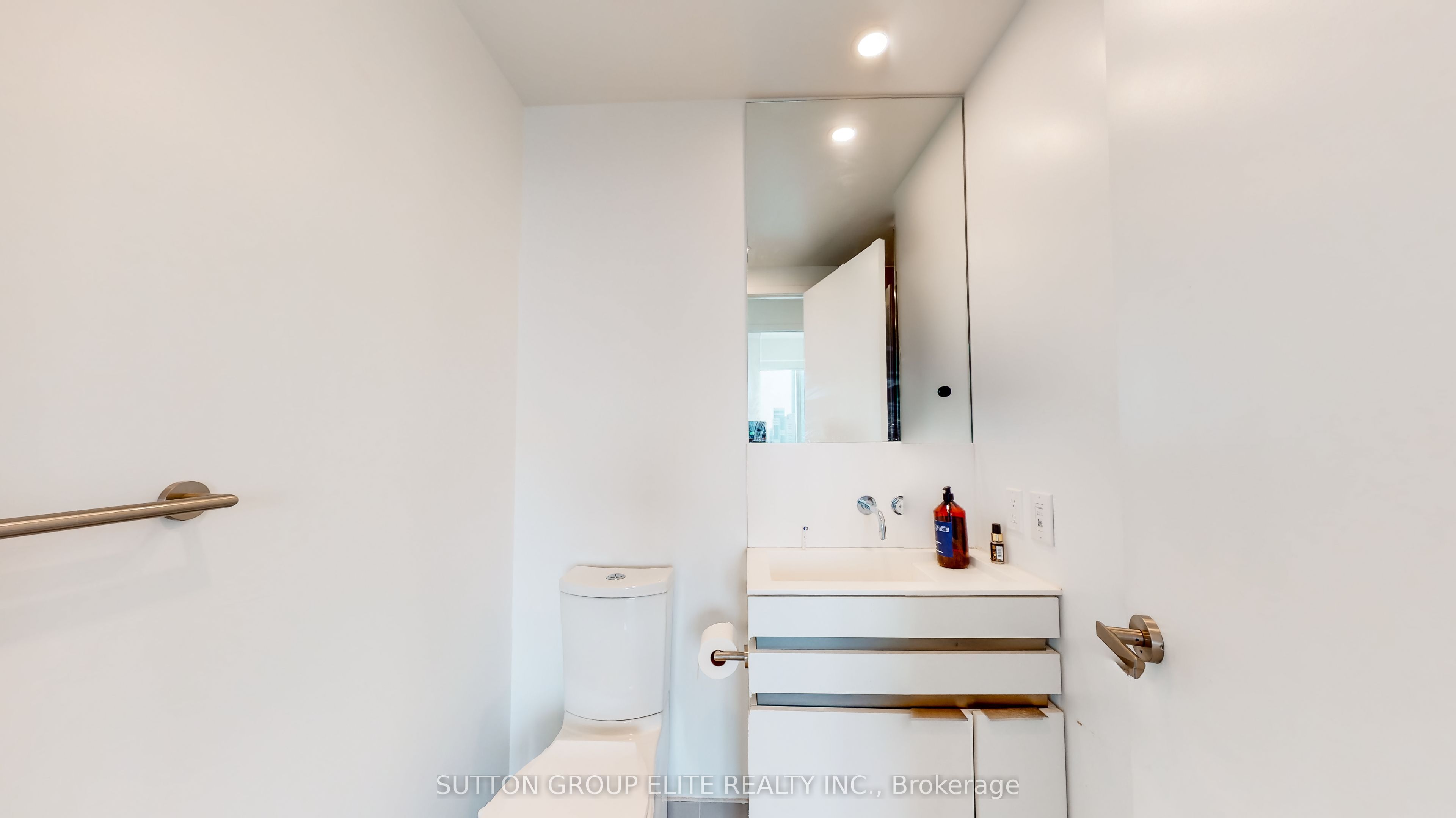 197 Yonge Street 4902 Property Photo 27