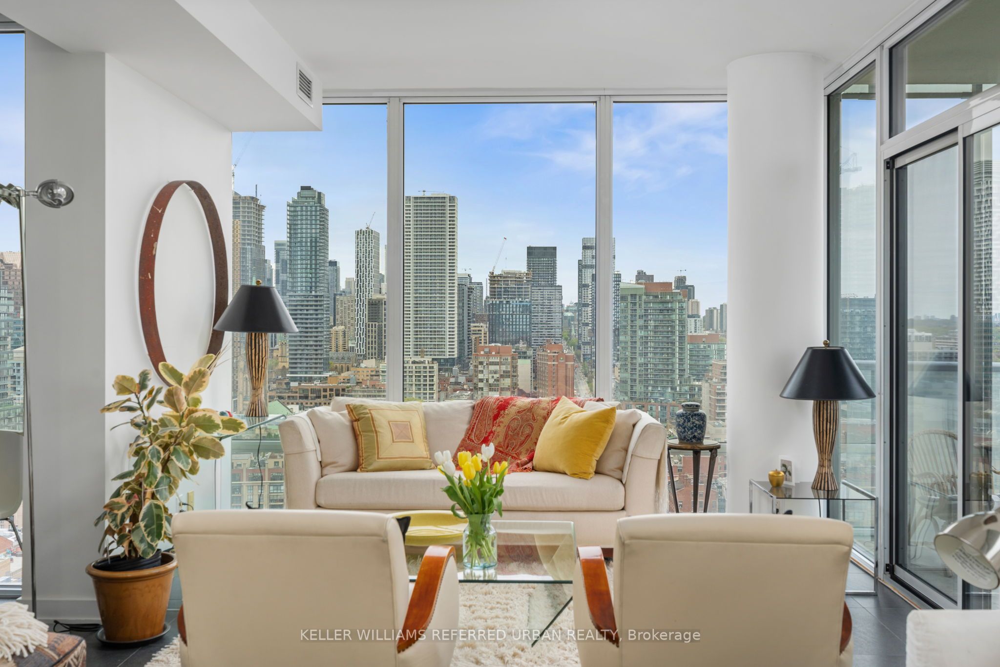 #2204 - 1 Market Street Property Photo 1