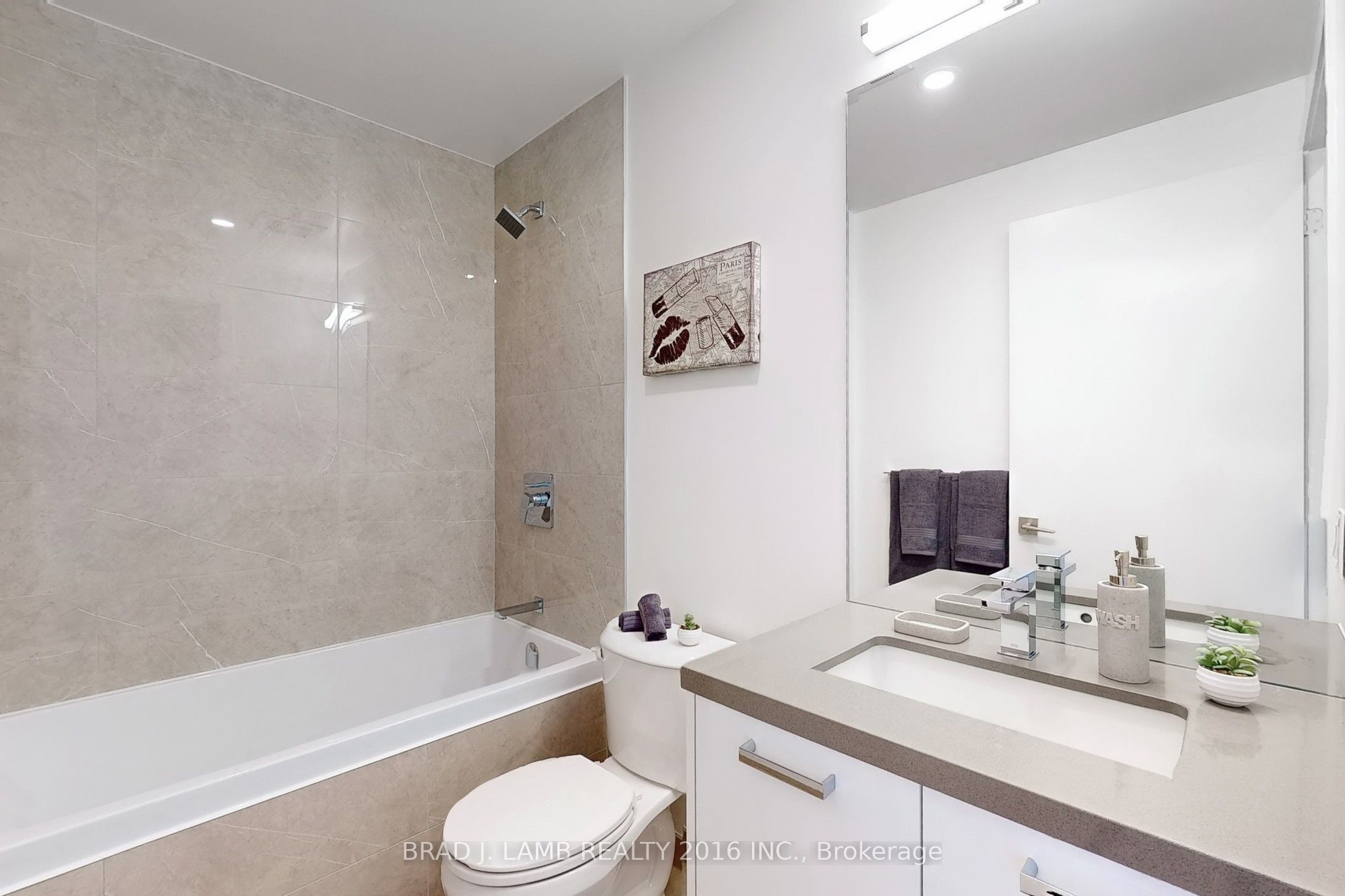 195 Mccaul Street 1302 Property Photo 24